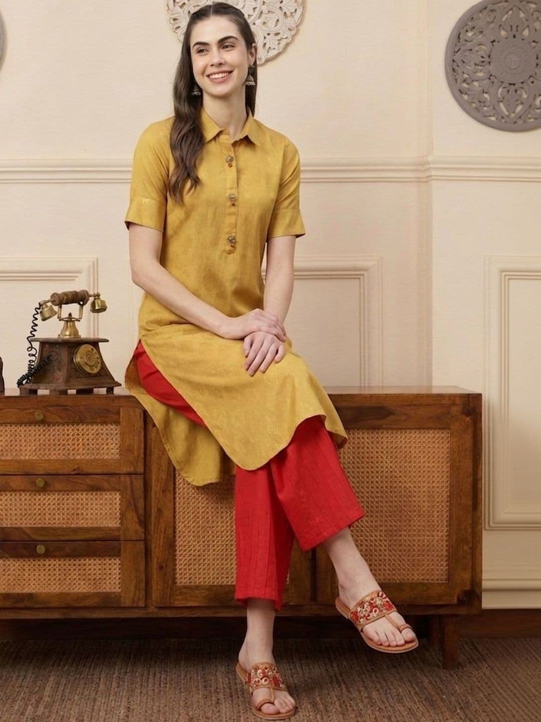 HK colours of fashion Women Shirt Collar Neck Jacquard Detailing Pathani Kurta thumbnail 3