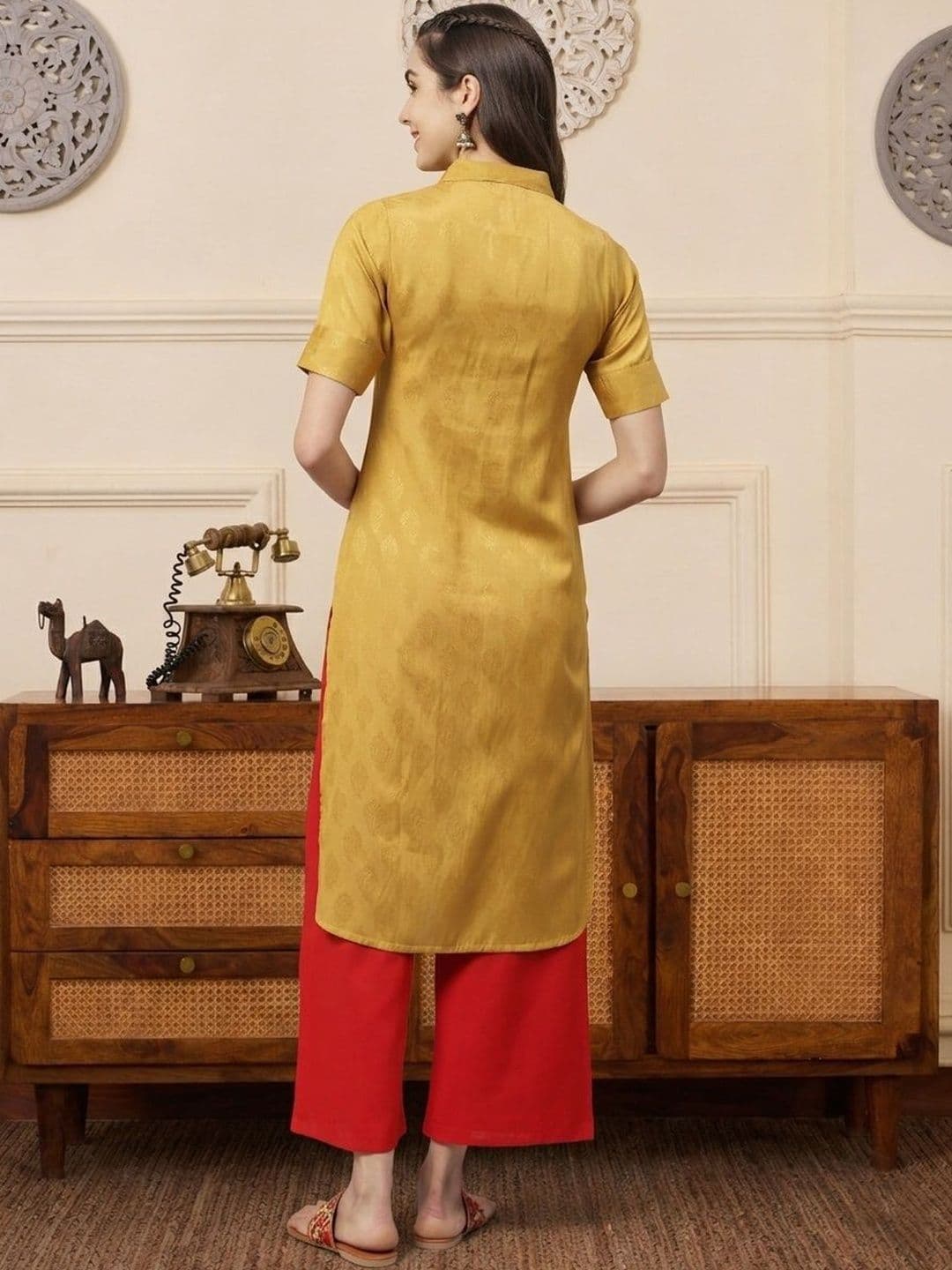 HK colours of fashion Women Shirt Collar Neck Jacquard Detailing Pathani Kurta thumbnail 4
