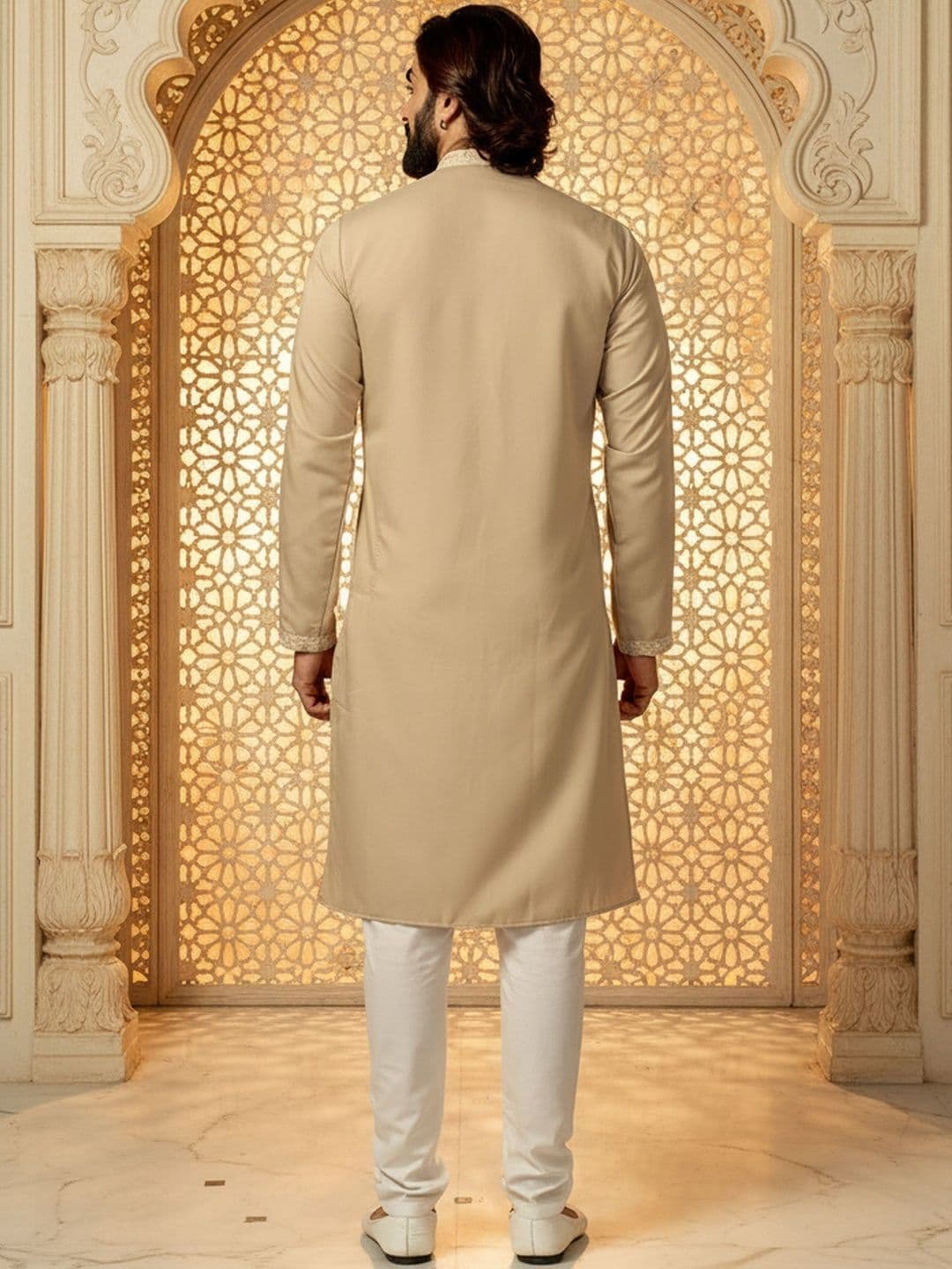 RANGRAAG Men Embroidered Thread Work Kurta thumbnail 3