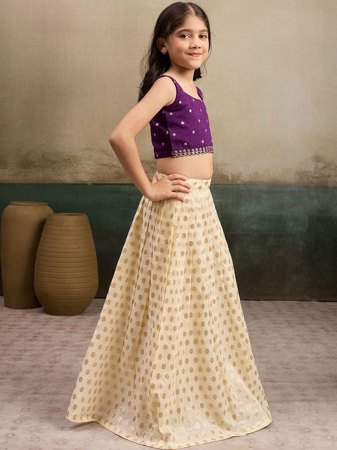 Tasarika Girls Embroidered Thread Work Ready to Wear Lehenga & thumbnail 4