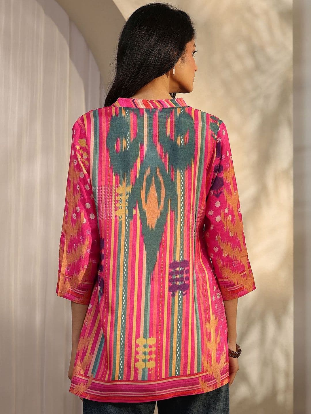 Libas Women Pink Printed Muslin Straight Short Kurti thumbnail 6