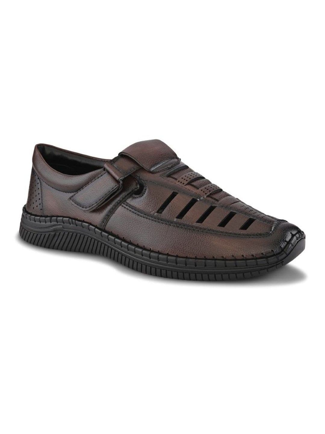 The Roadster Lifestyle Co Men Velcro Shoe-Style Sandals thumbnail 3