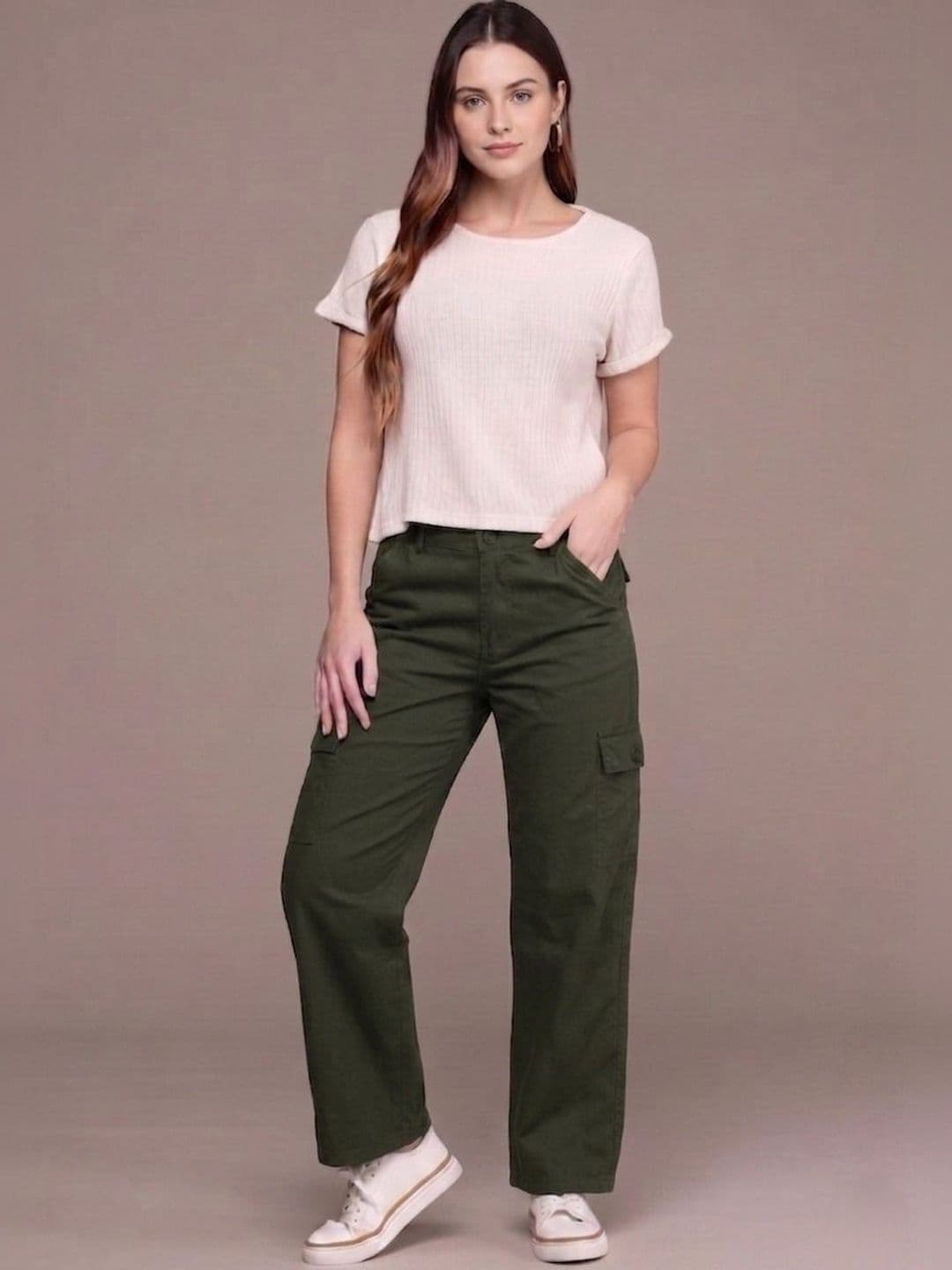 zayla Women Comfort Straight Fit High-Rise Cotton Cargo Jeans thumbnail 5