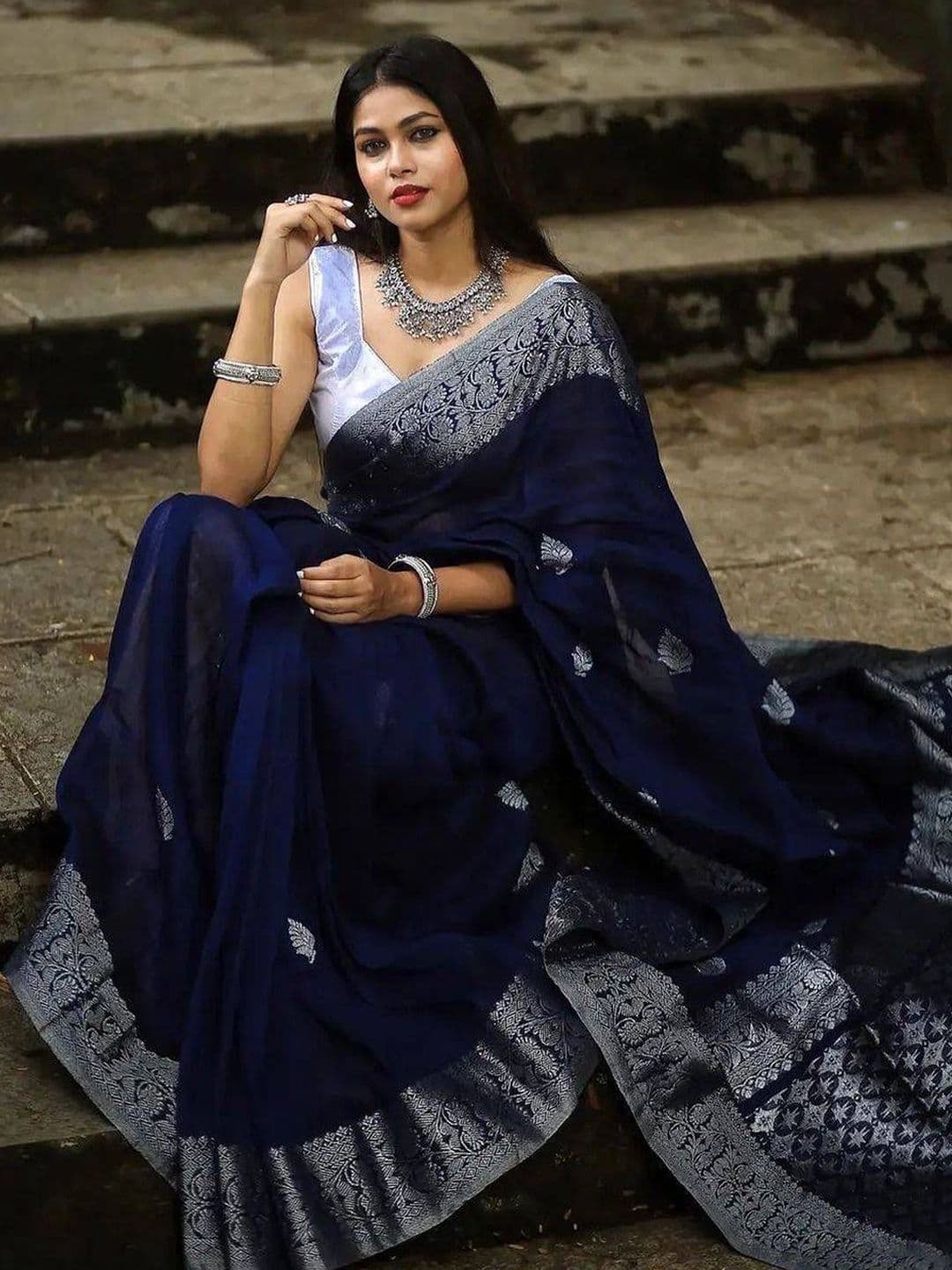 all about you Woven Design Zari Silk Blend Mysore Silk Saree thumbnail 3