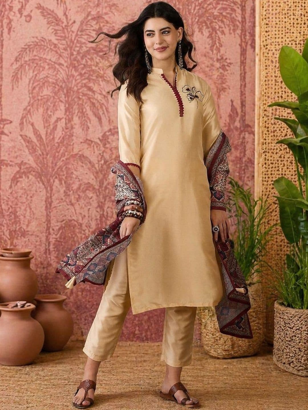 Sangria Women Beads Design Mandarin Neck Kurta Set With Tasseled Dupatta - view 1