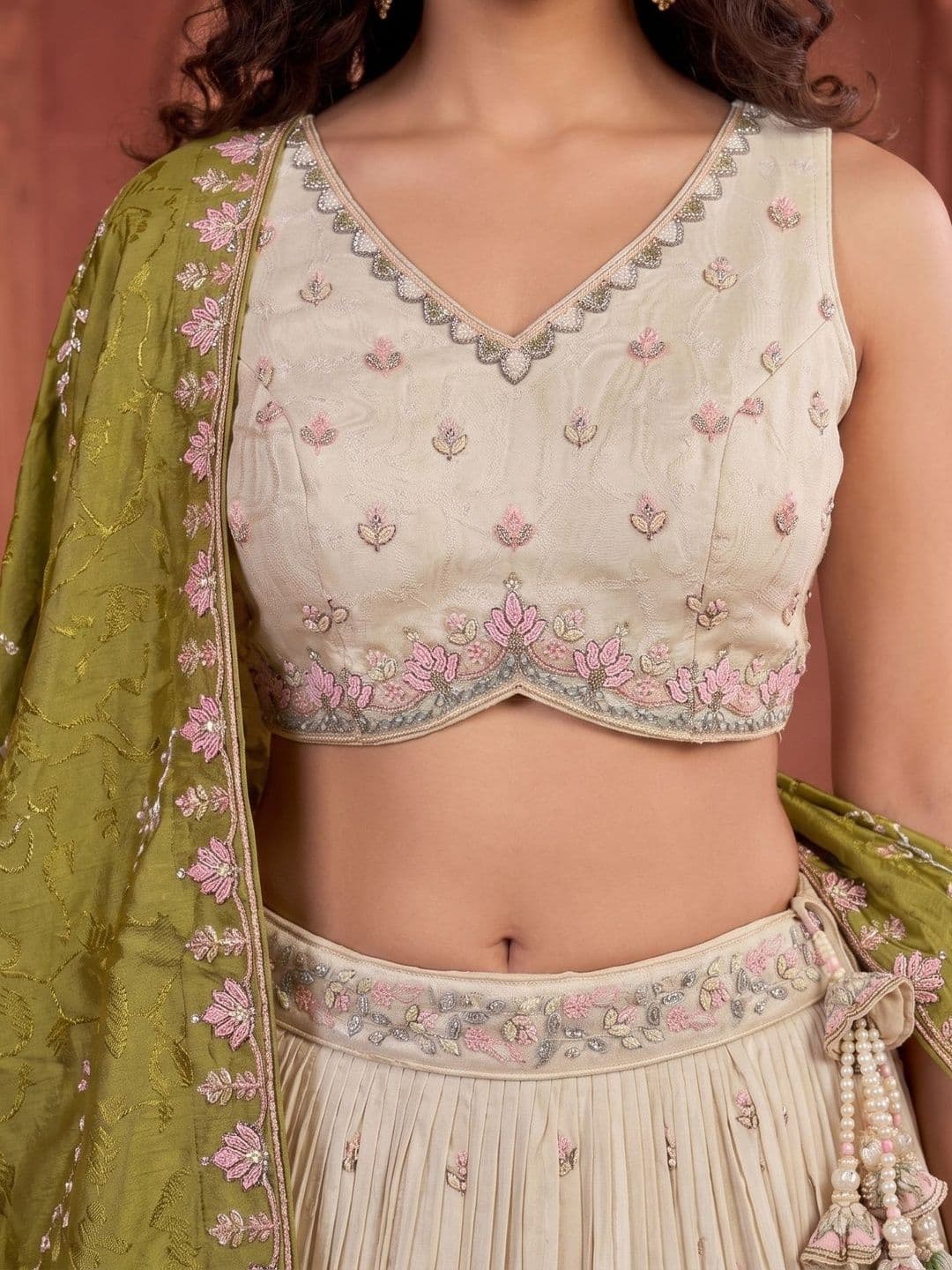 panchhi Embroidered Sequinned Semi-Stitched Lehenga & Unstitched Blouse With Dupatta thumbnail 2