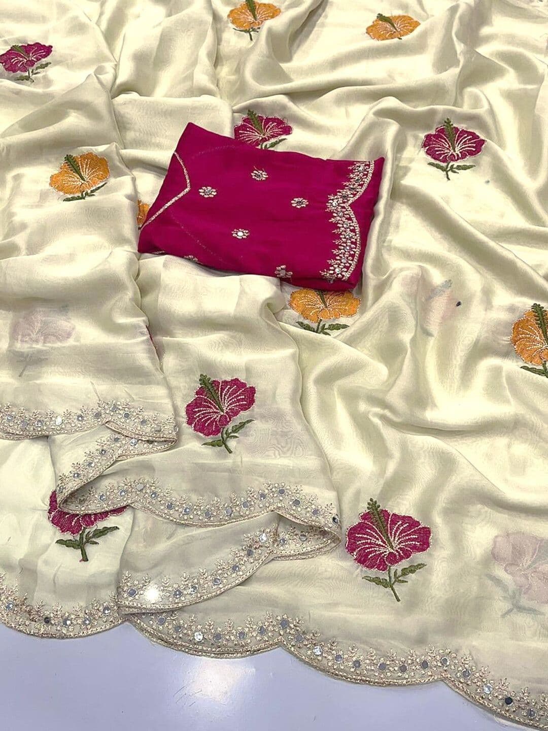 Satrani Floral Embroidered Saree With Blouse Piece thumbnail 7
