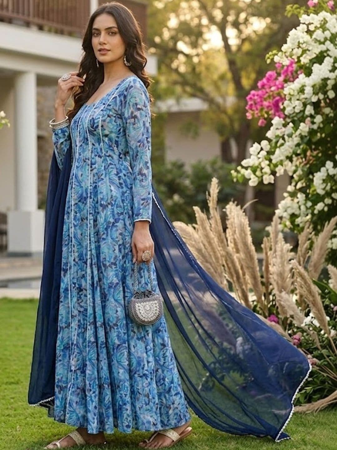 AADVIKA Women Floral Printed Floral Georgette Blend Anarkali Kurta thumbnail 5