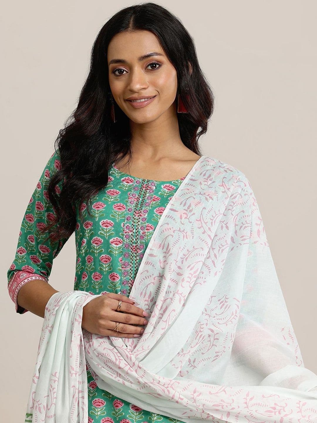 Libas Women Floral Printed Regular Thread Work Kurta with Trousers & With Dupatta thumbnail 2
