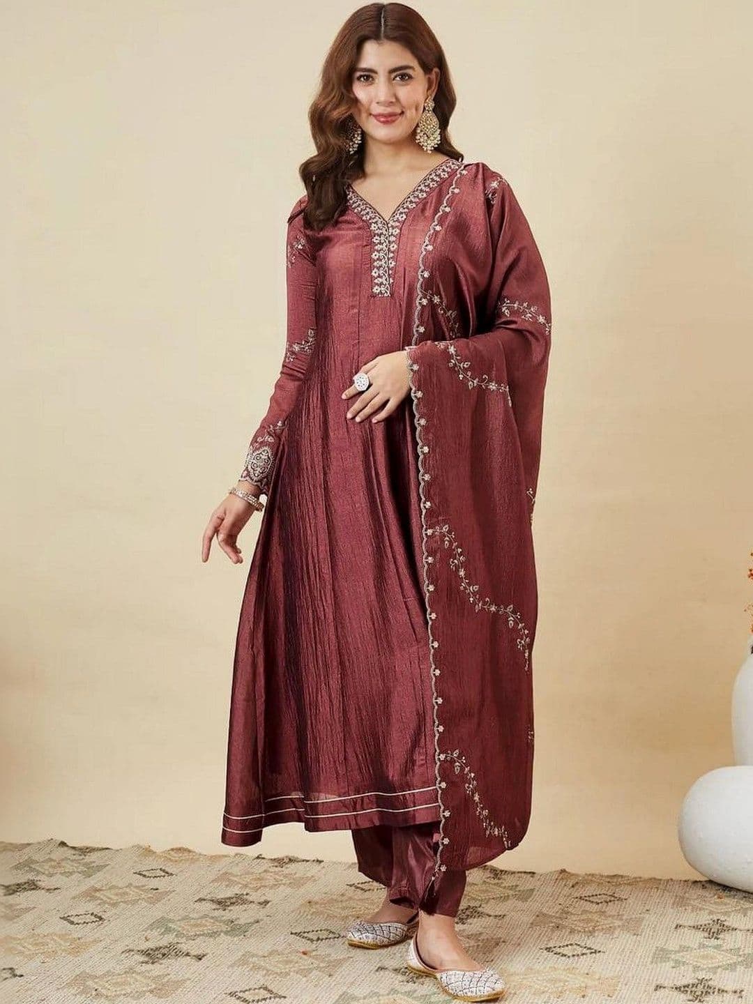 Kanerindia Women Ethnic Motifs Embroidered Regular Thread Work Kurta with Trousers & With Dupatta thumbnail 6