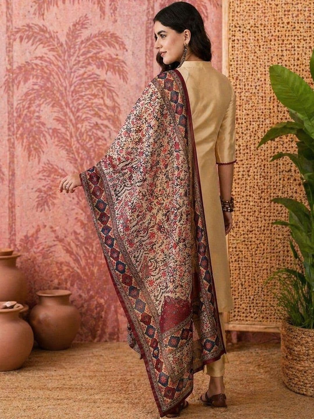 Sangria Women Beads Design Mandarin Neck Kurta Set With Tasseled Dupatta thumbnail 2