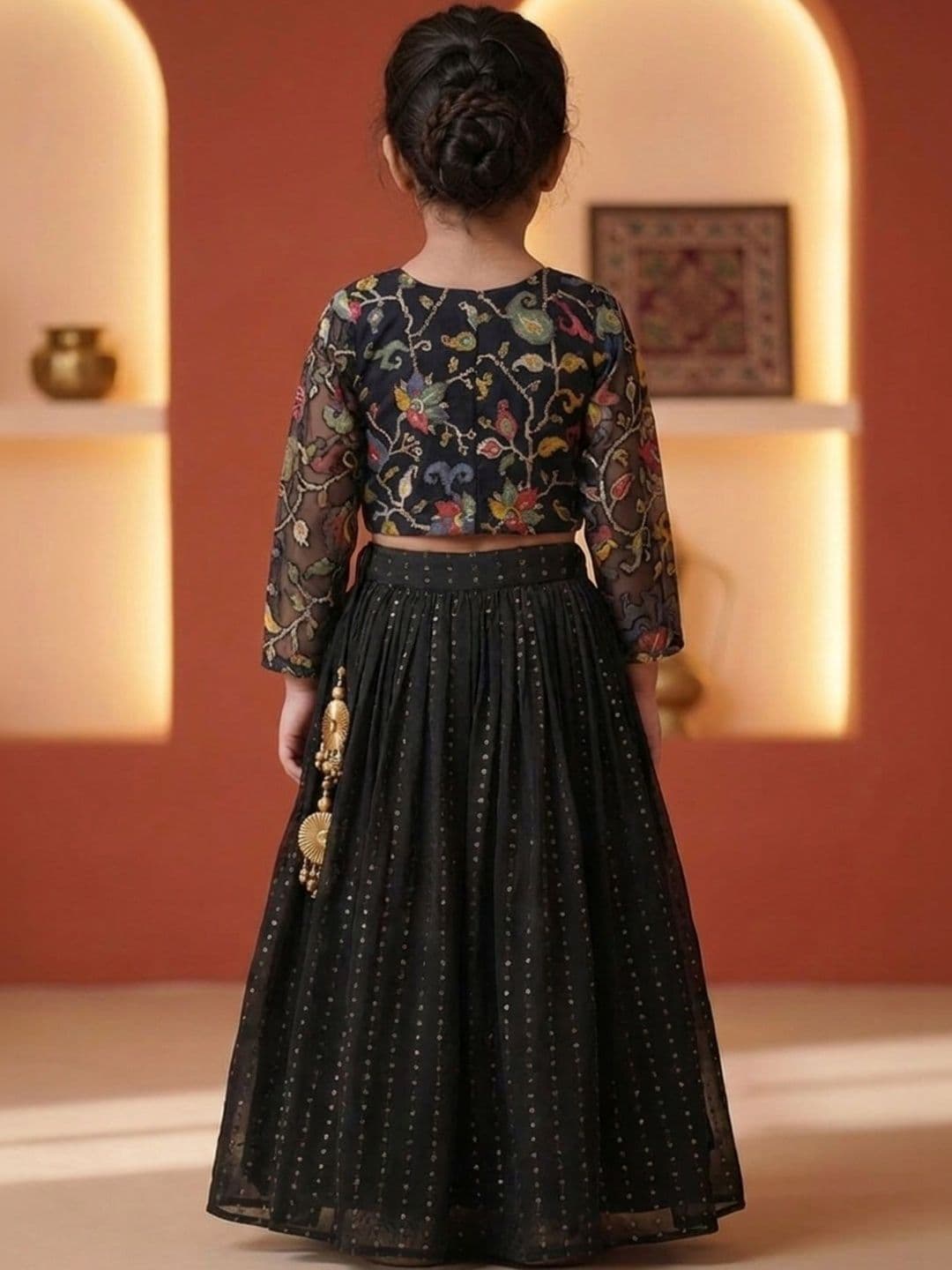 Lagorii Girls Embroidered Thread Work Ready to Wear Lehenga & thumbnail 4