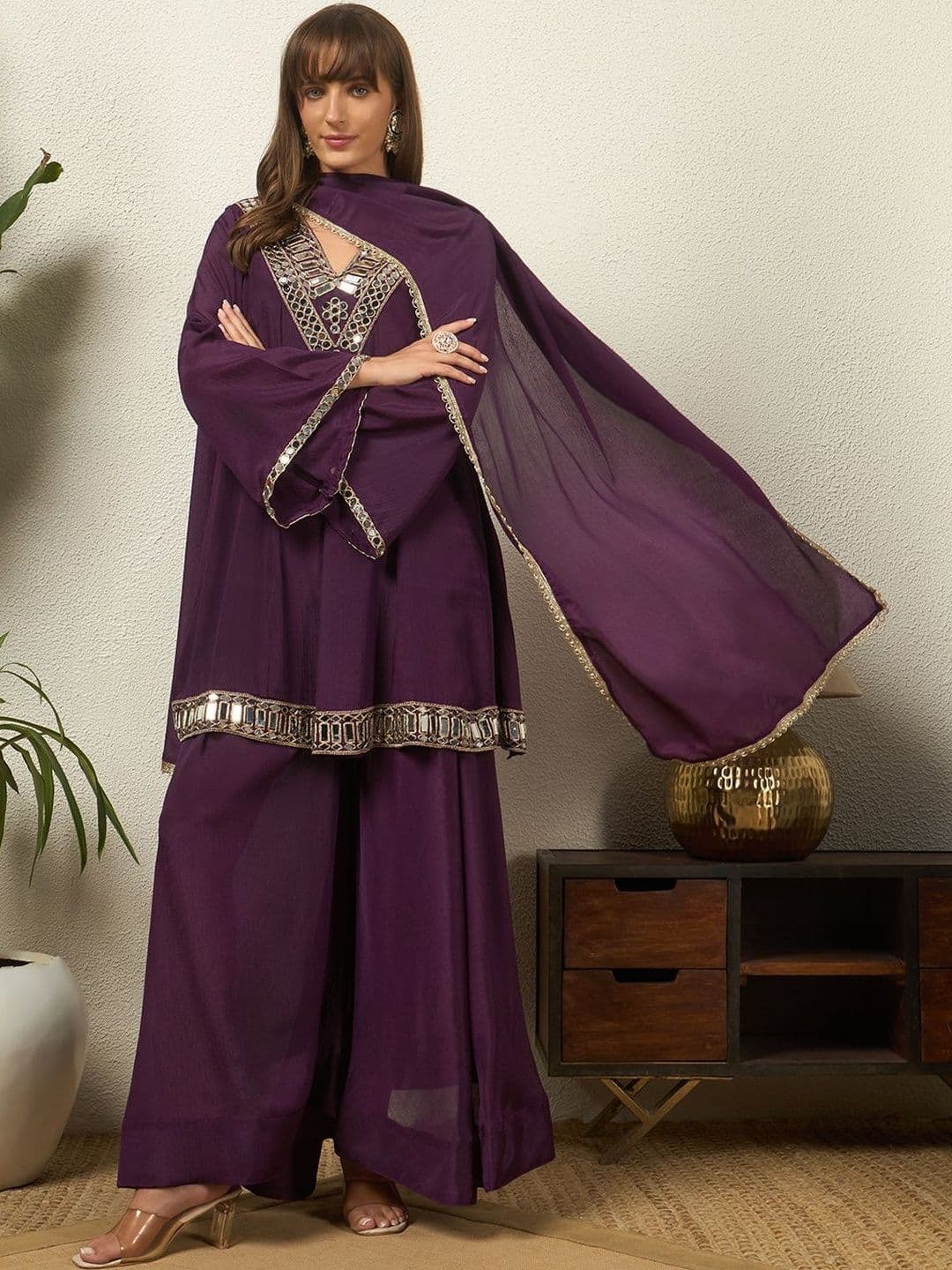 Honky Tonky Women Ethnic Motifs Embroidered Regular Mirror Work Kurta with Palazzos & With Dupatta - view 1
