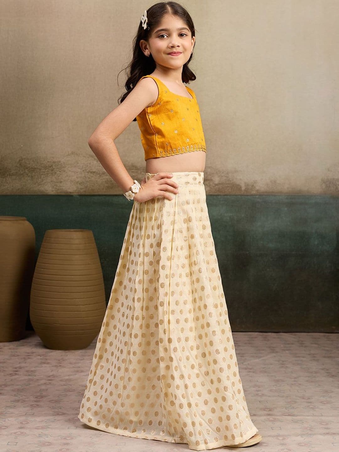 Tasarika Girls Embellished Sequinned Foil Print Ready to Wear Lehenga & thumbnail 4