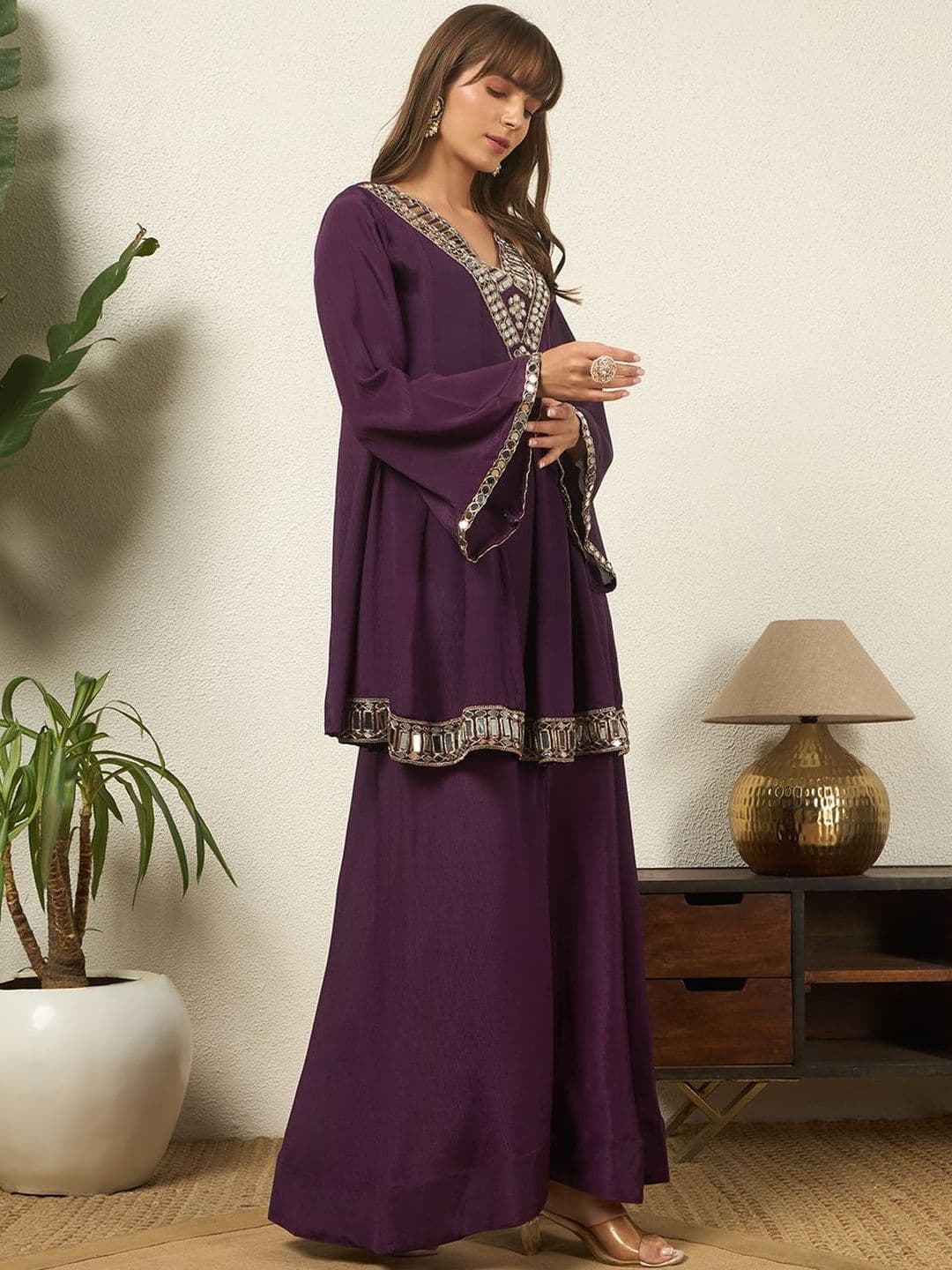Honky Tonky Women Ethnic Motifs Embroidered Regular Mirror Work Kurta with Palazzos & With Dupatta thumbnail 4