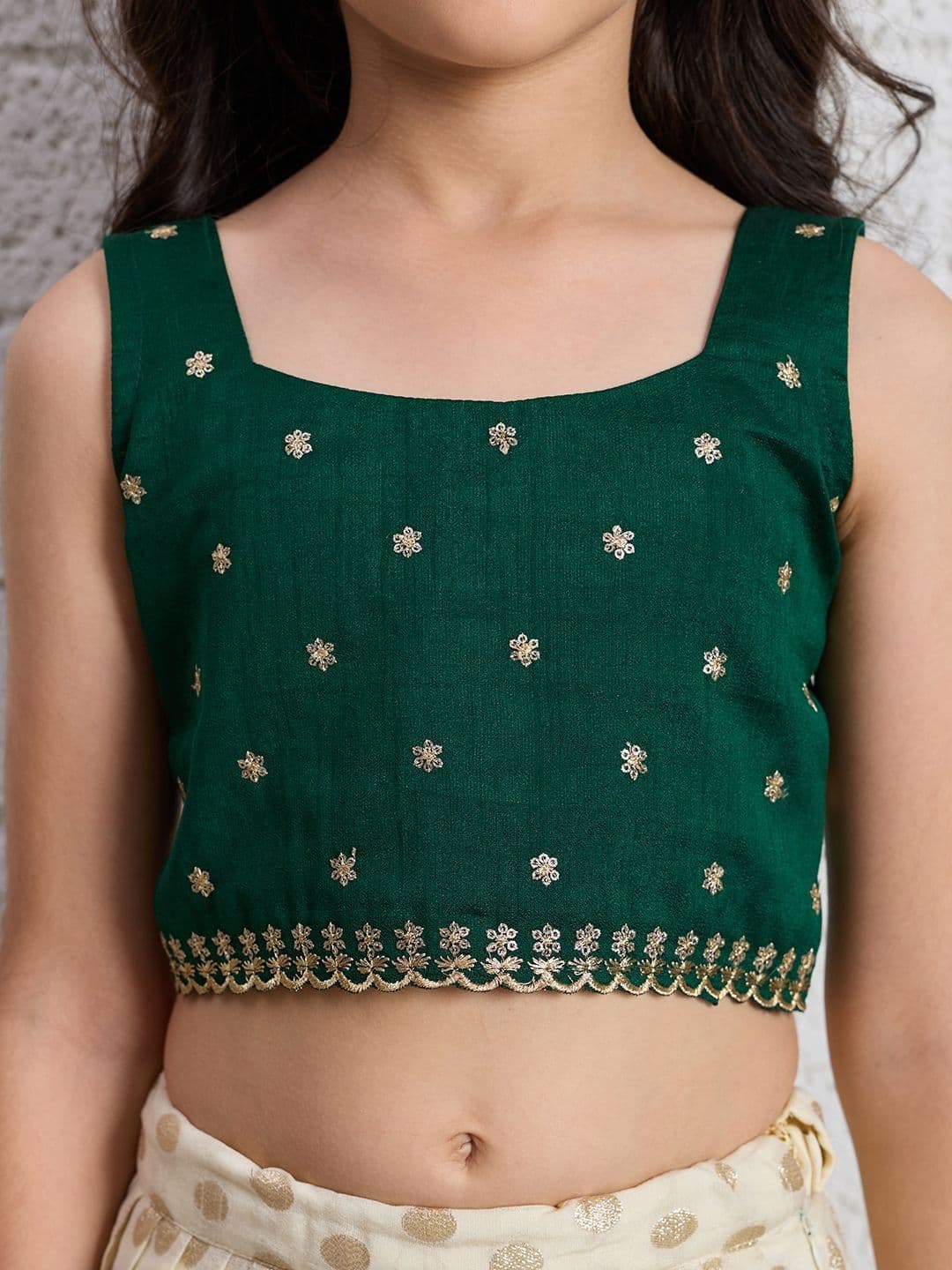 KALINI Girls Embroidered Thread Work Foil Print Ready to Wear Lehenga & thumbnail 4