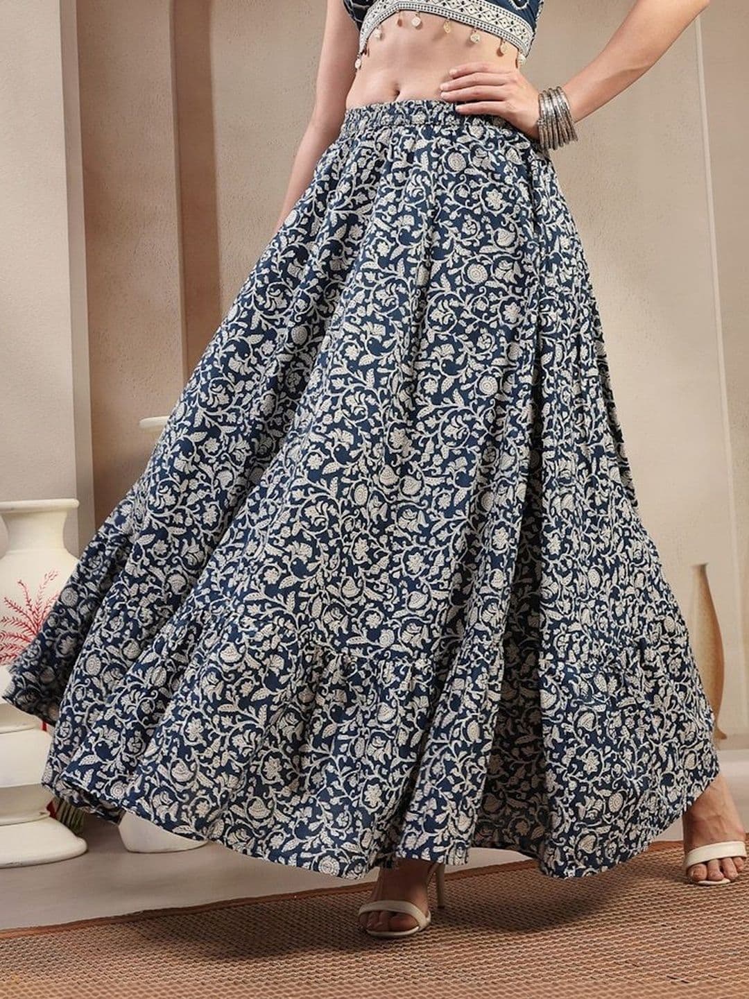 Sangria Women Pure Cotton Cotton Cambric Floral Maxi Flared Skirt thumbnail 2