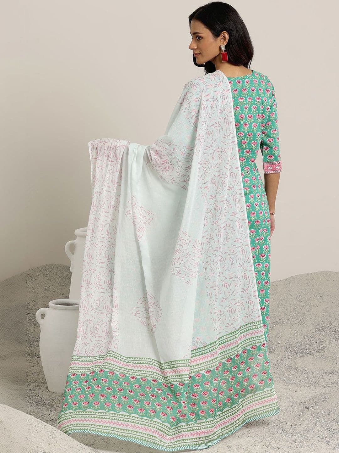 Libas Women Floral Printed Regular Thread Work Kurta with Trousers & With Dupatta thumbnail 5