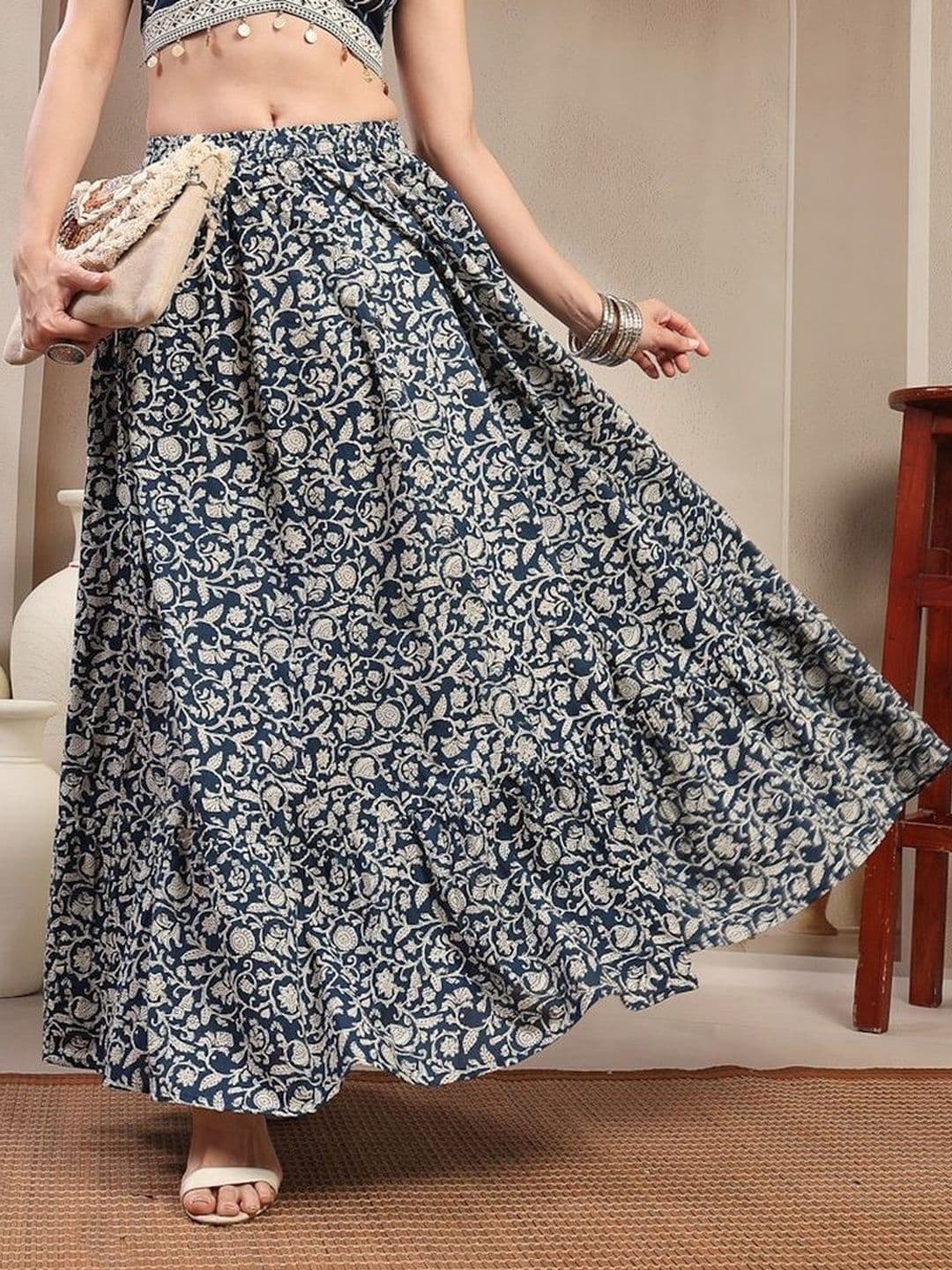 Sangria Women Pure Cotton Cotton Cambric Floral Maxi Flared Skirt thumbnail 4