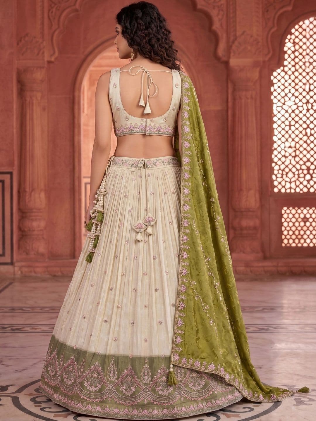panchhi Embroidered Sequinned Semi-Stitched Lehenga & Unstitched Blouse With Dupatta thumbnail 3