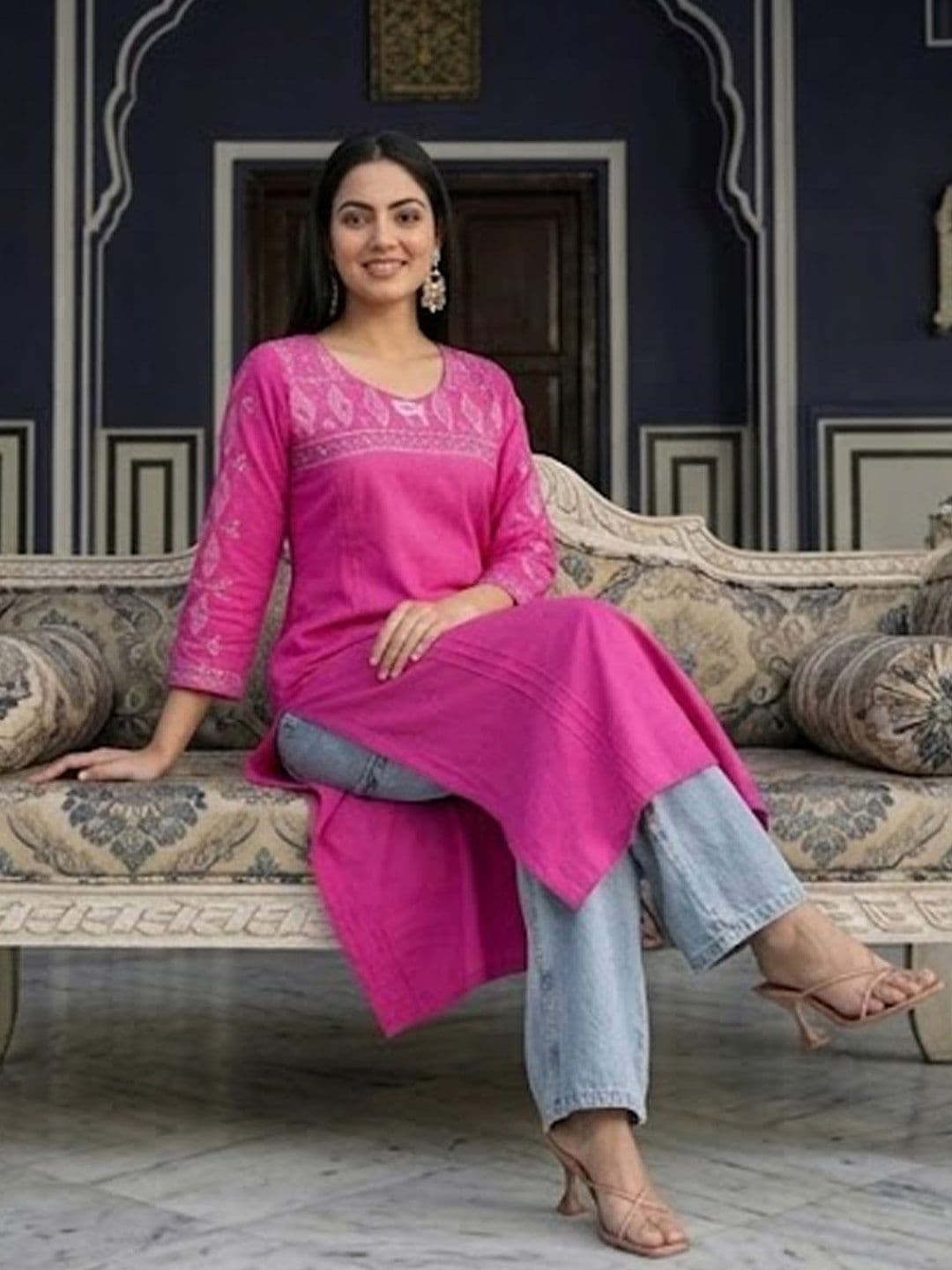 Varanga Women Ethnic Motifs Embroidered Daily Cotton Straight Kurta thumbnail 4