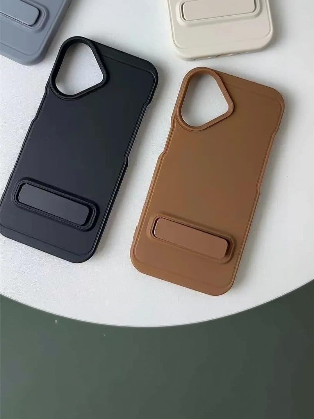 COVERLY Solid Printed iPhone 13 Pro Back Case Mobile Accessories thumbnail 4