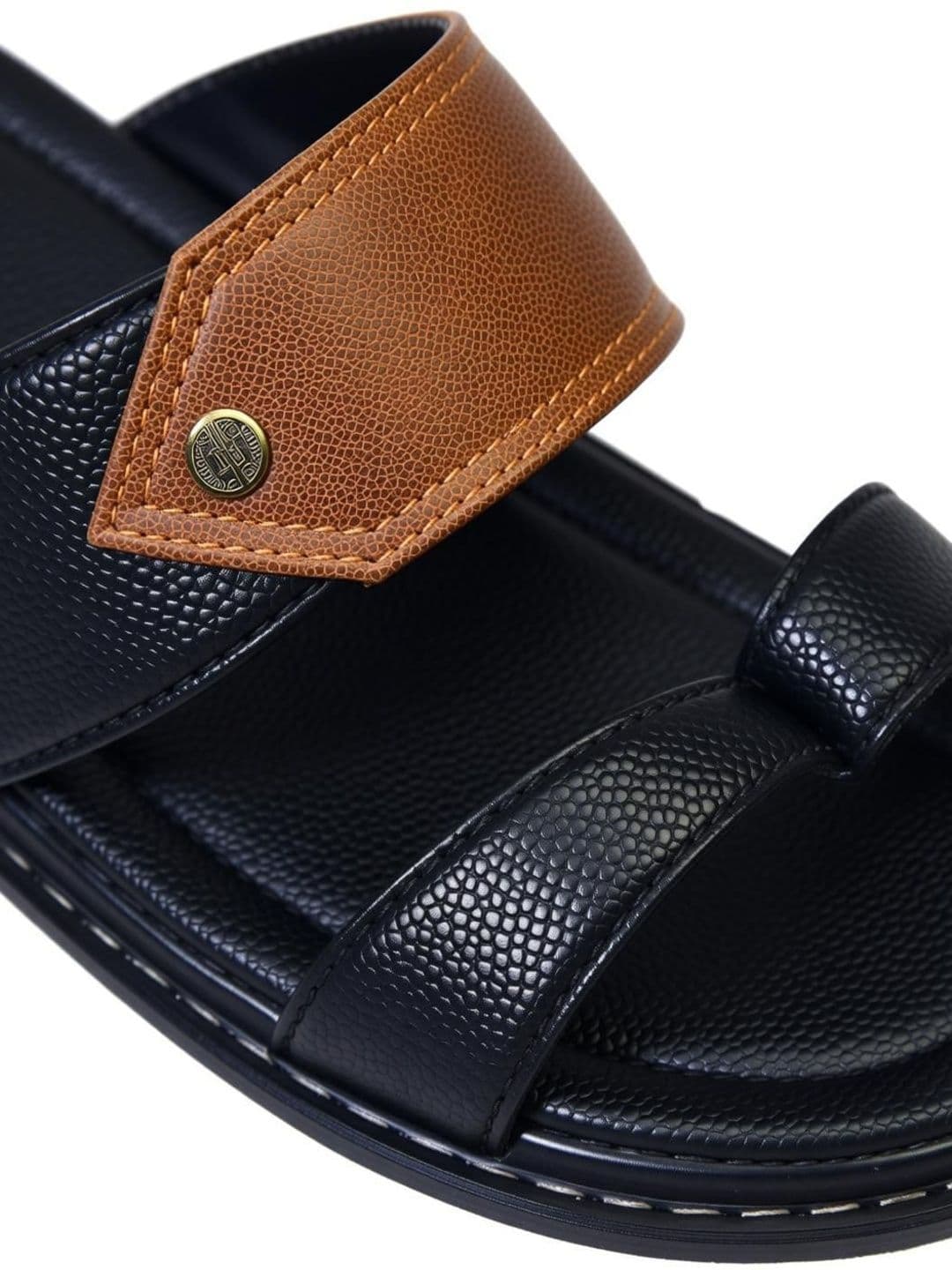 CALIBREL Men Colourblocked Flip Flops thumbnail 6