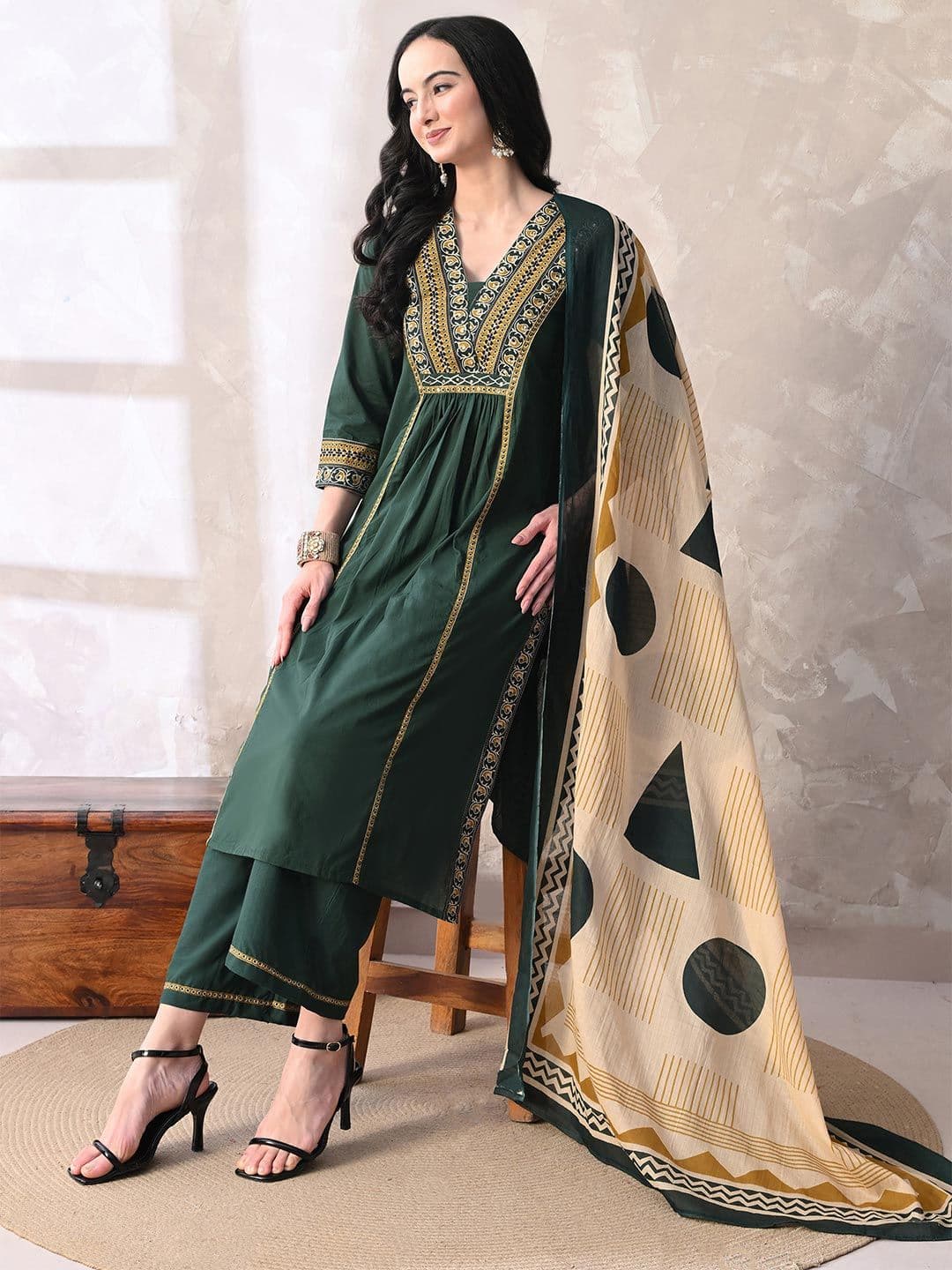 MEERA FAB Women Floral Printed Regular Sequinned Pure Cotton Kurta with Palazzos & With Dupatta - view 1