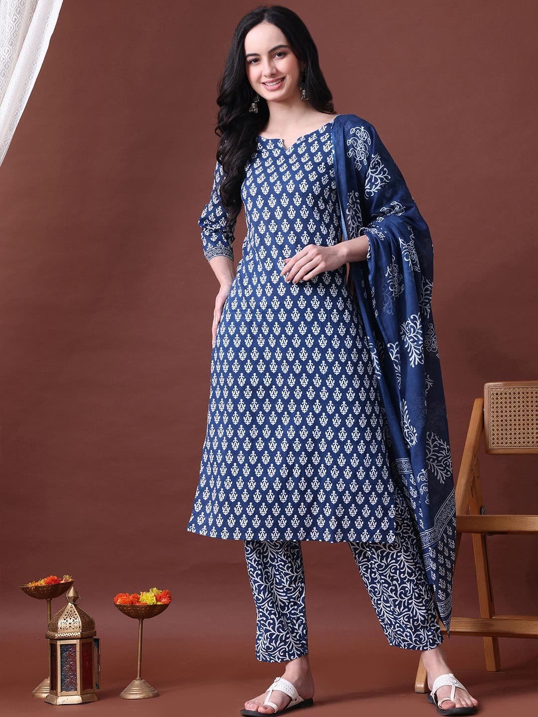MEERA FAB Floral Printed Pure Cotton Kurta With Palazzo & Dupatta thumbnail 5