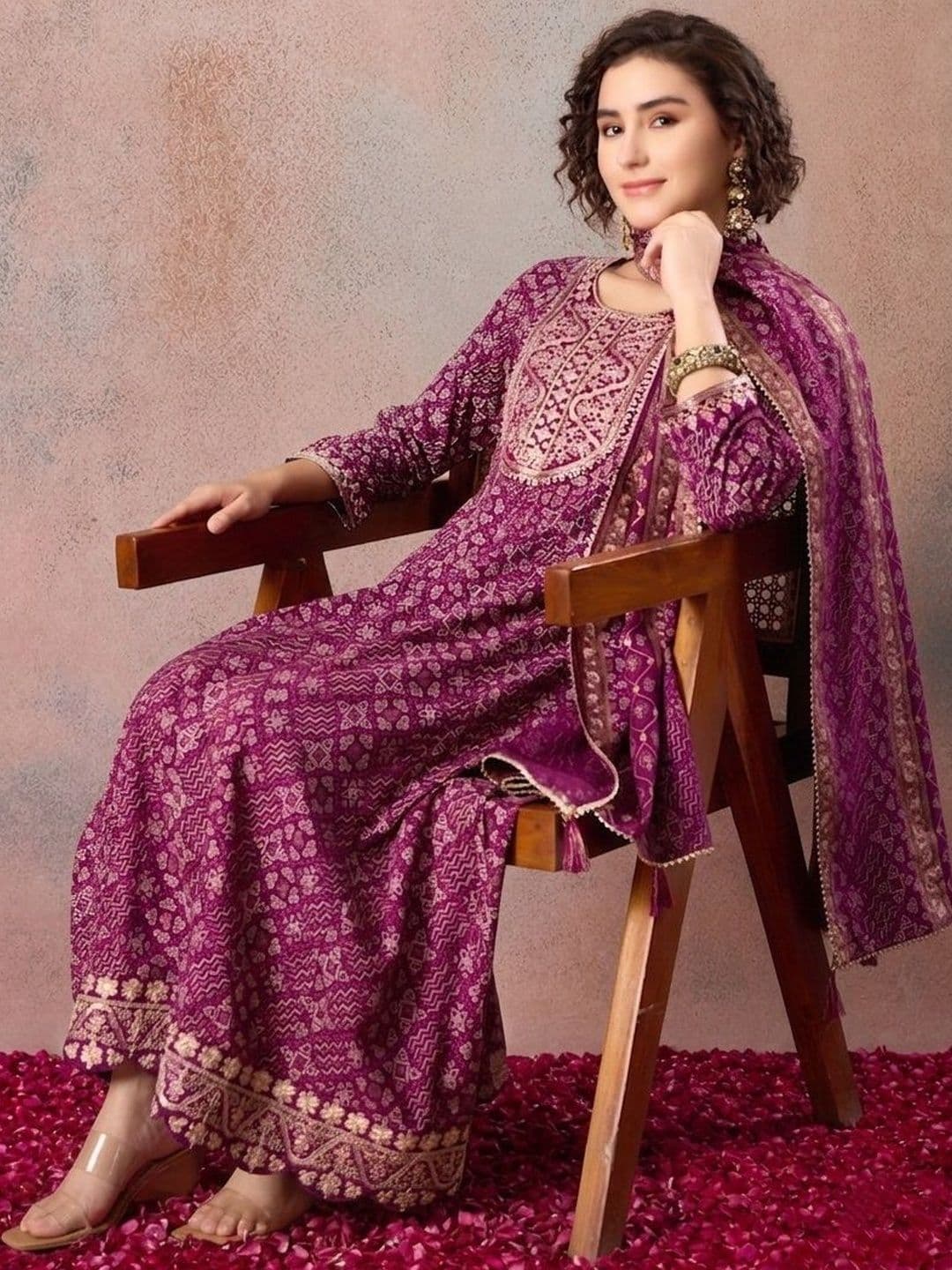 House of Pataudi Festive Bandhani Embroidered Anarkali Kurta With Trousers & Dupatta thumbnail 2