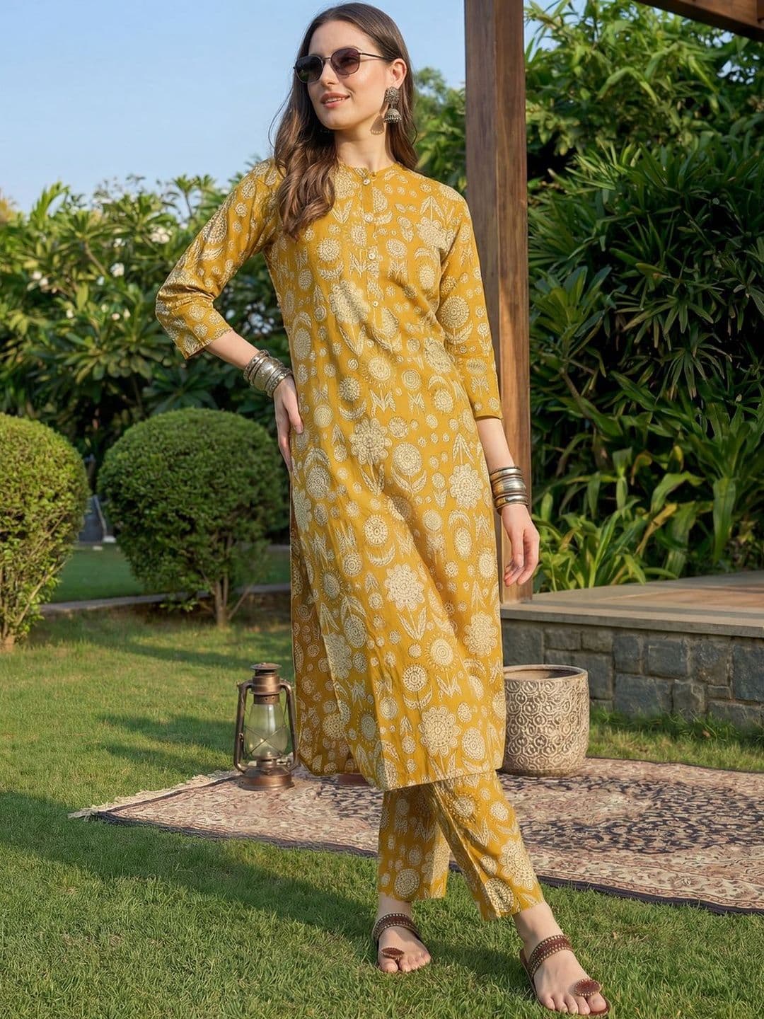Indo Era Women Ethnic Motifs Printed Regular Pure Cotton Kurta with Trousers thumbnail 4