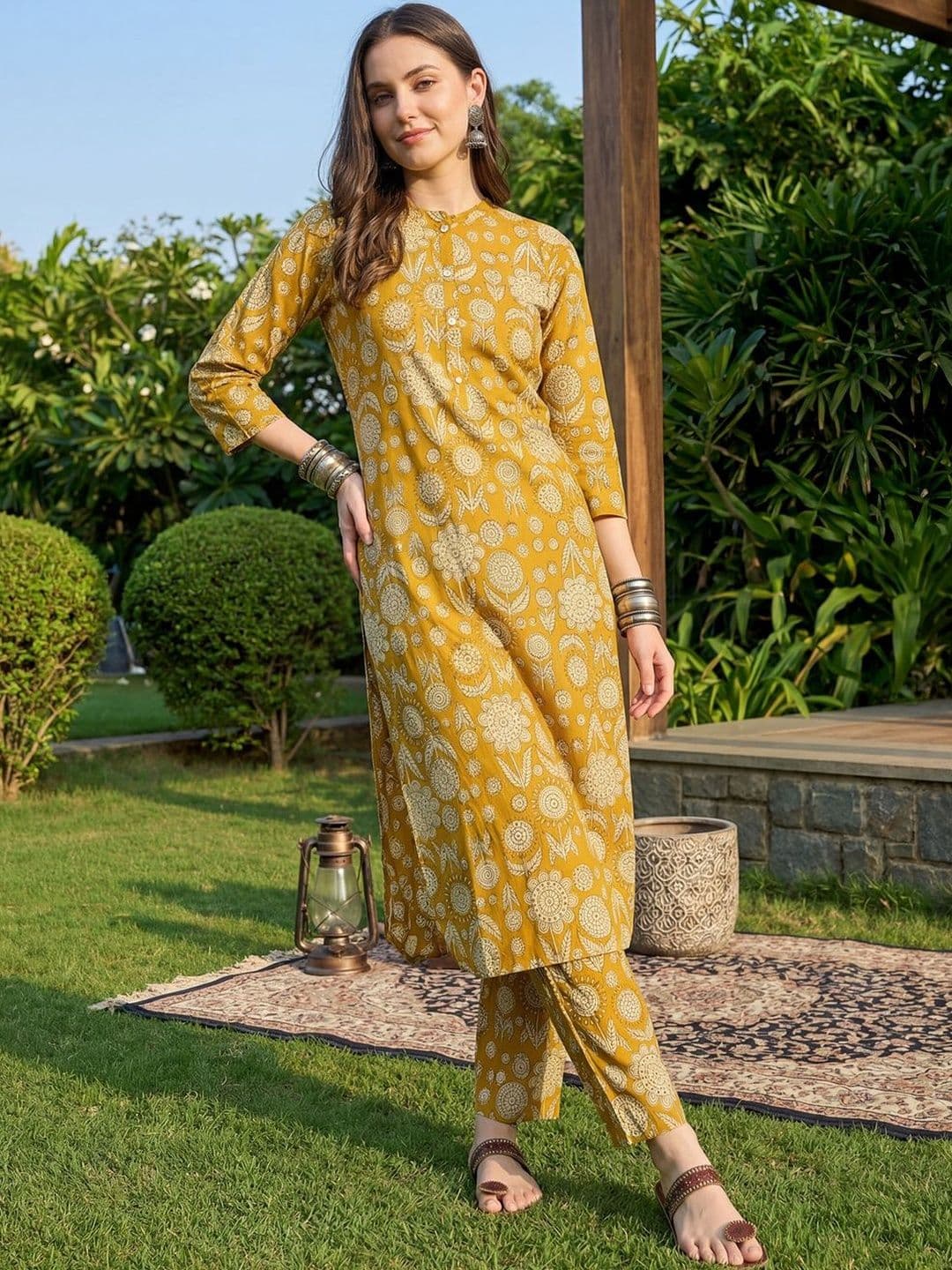 Indo Era Women Ethnic Motifs Printed Regular Pure Cotton Kurta with Trousers thumbnail 5