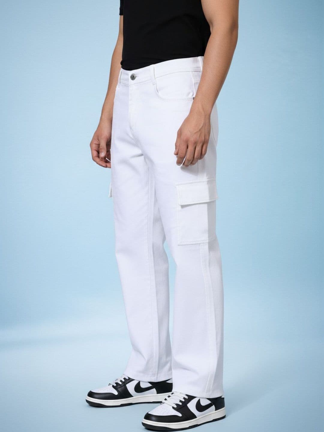 SZN Men Classic Relaxed Fit Mid-Rise Stretchable Jeans thumbnail 4