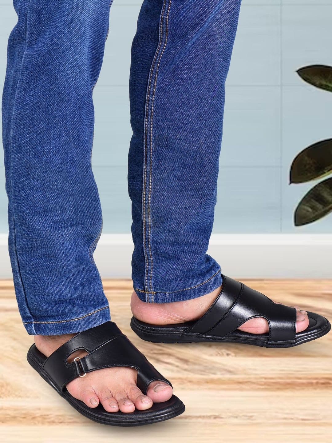 CALIBREL Men Thong Flip-Flops thumbnail 3