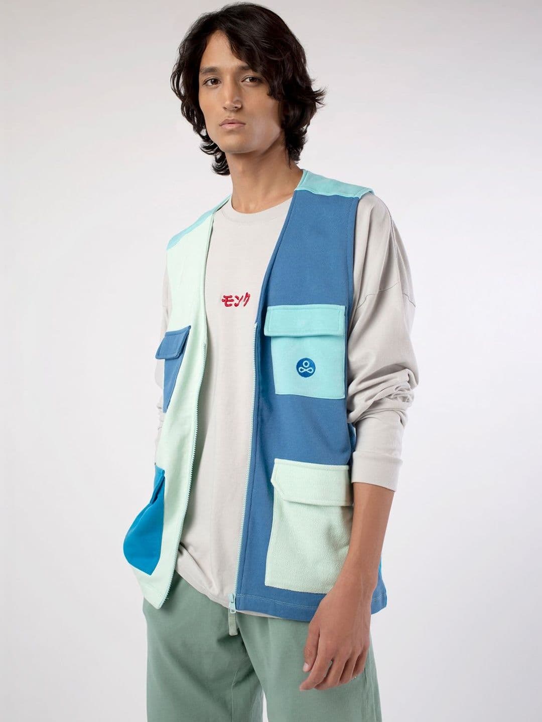 Woodland Men Colourblocked Jacket thumbnail 4