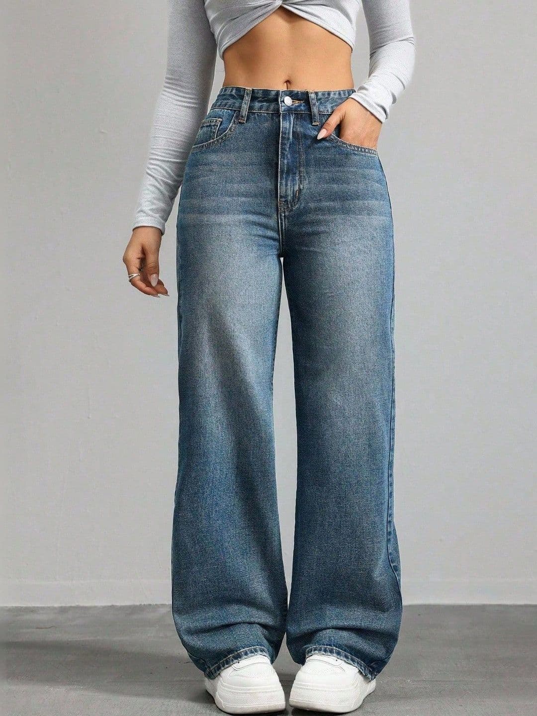 DressBerry Women Straight Fit High-Rise Light Fade Bleached Stretchable Jeans thumbnail 6
