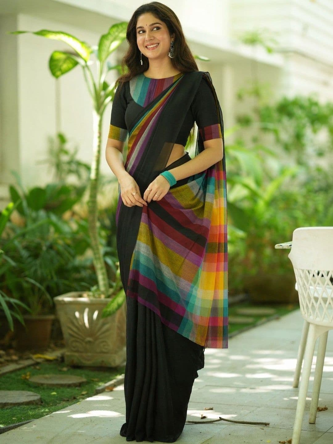 Silkena Striped Linen Blend Handloom Saree - view 1