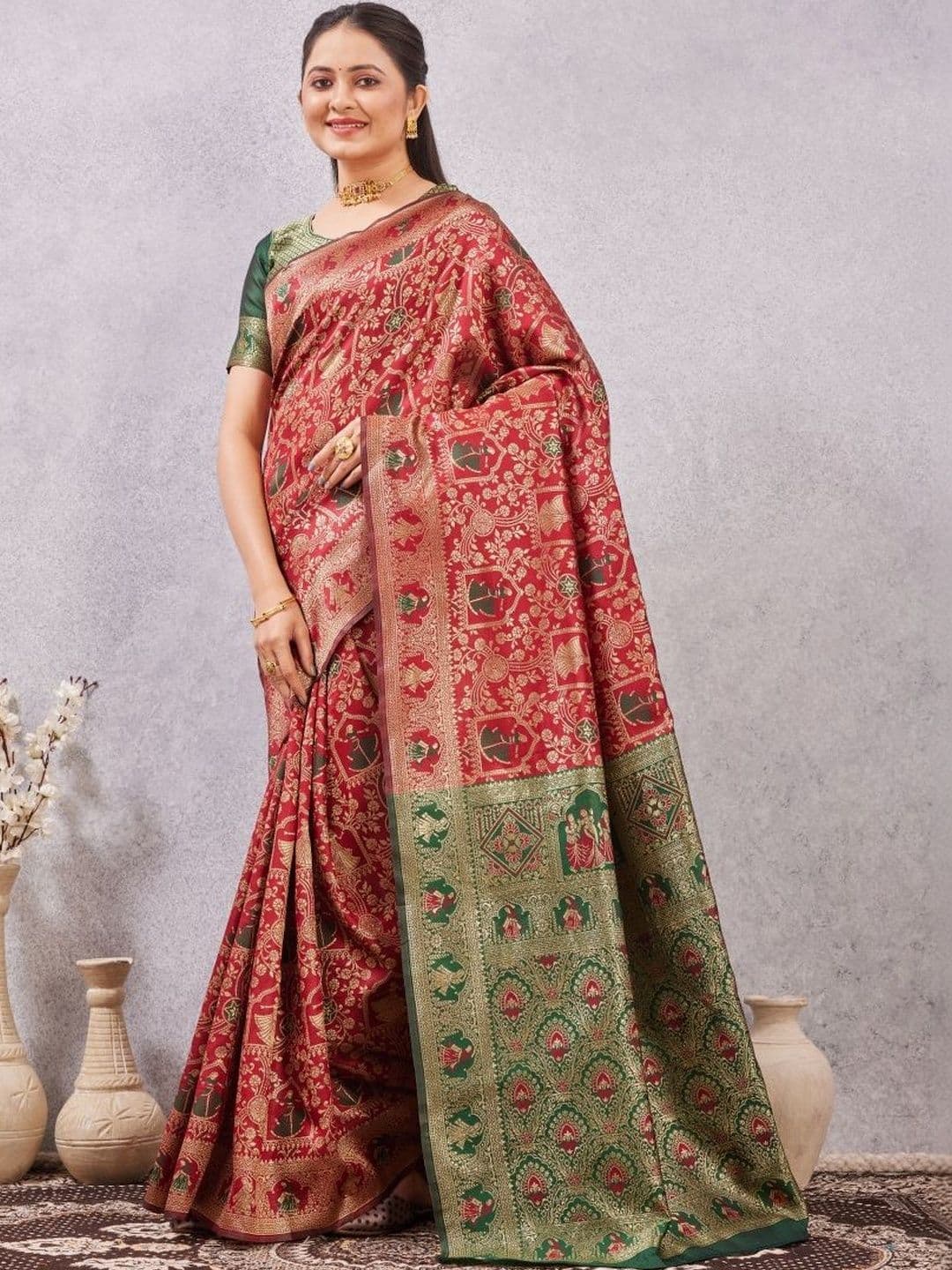 Mitera Ethnic Motifs Zari Silk Cotton Heavy Work Patola Saree thumbnail 3
