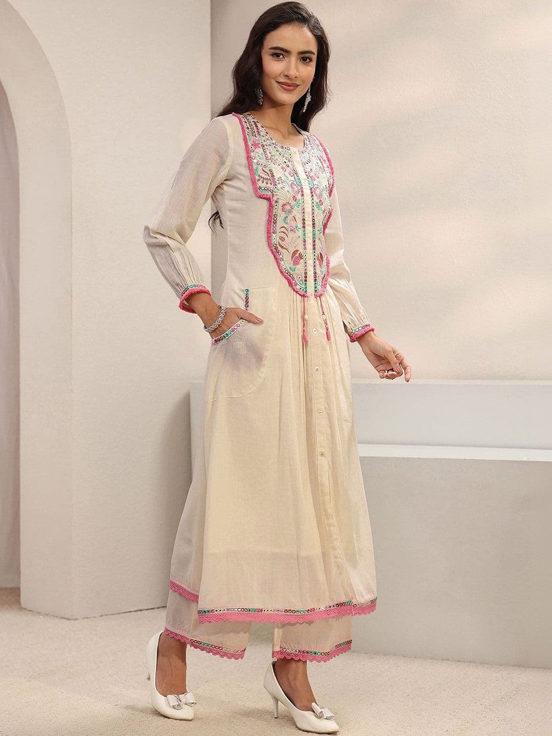 Libas Women Ethnic Motifs Embroidered Panelled Thread Work Kurta with Trousers & With Dupatta thumbnail 5