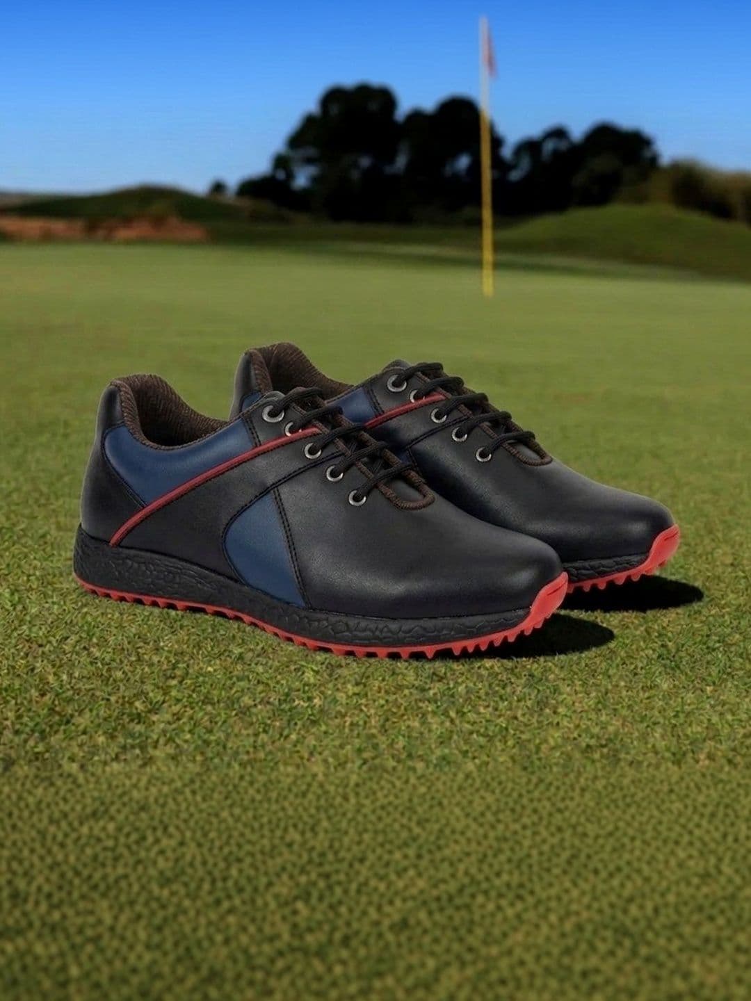 HITCARO Men Leather Golf Shoes - view 1