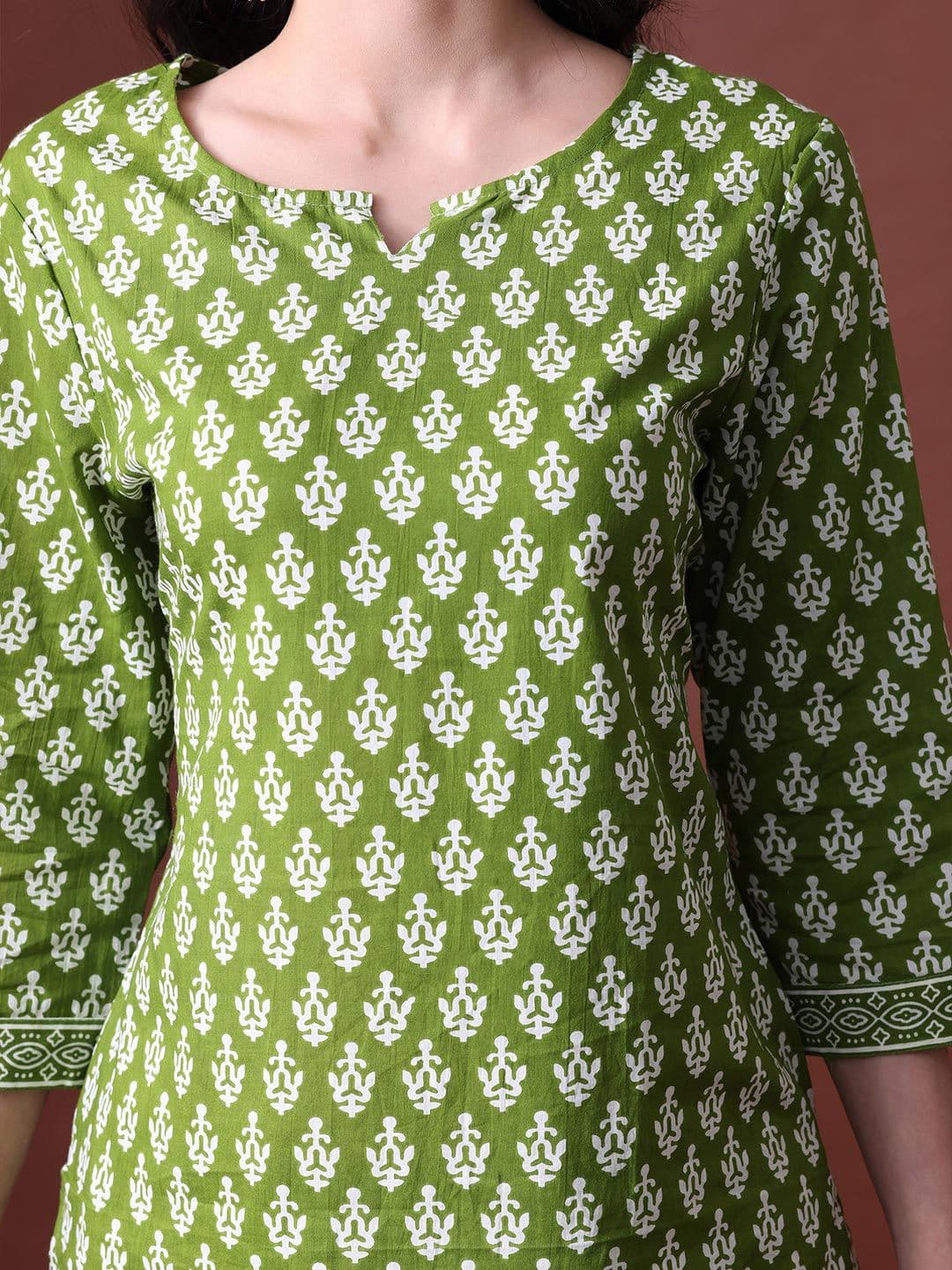 MEERA FAB Floral Printed Pure Cotton Kurta With Trousers & Dupatta thumbnail 5