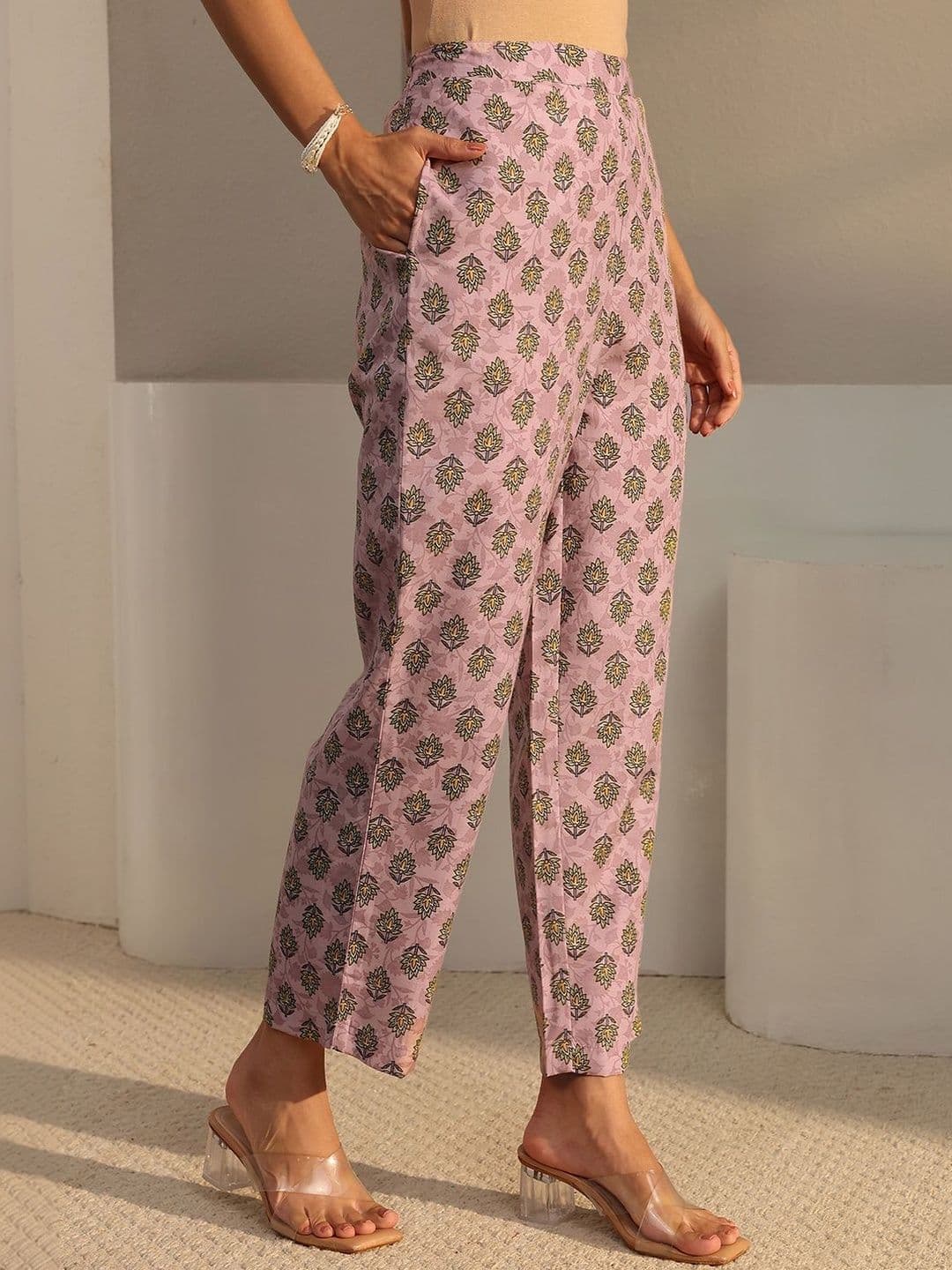 Gerua By Libas Libas Pink Floral Printed Straight Suit Set with Dupatta thumbnail 5