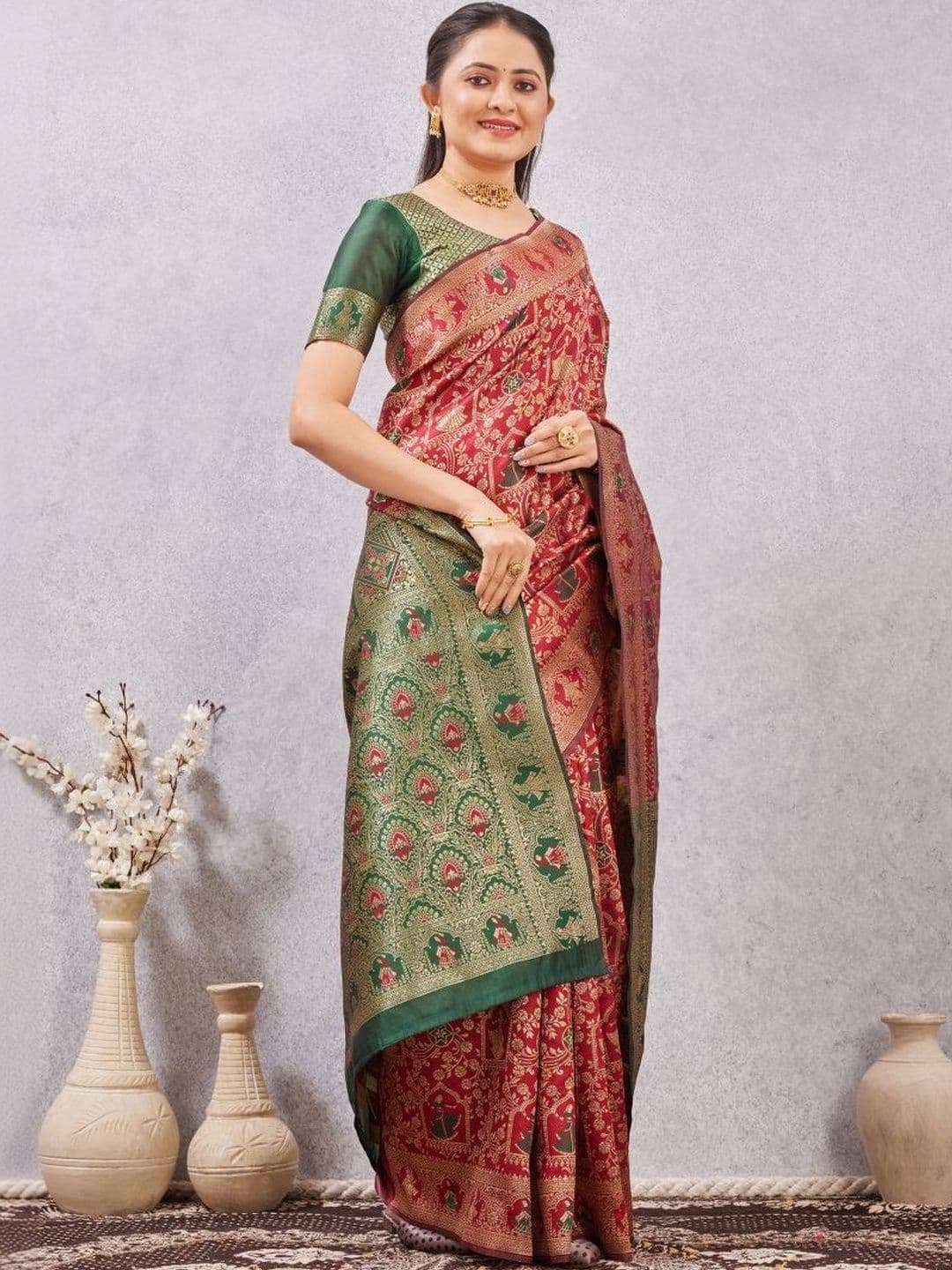 Mitera Ethnic Motifs Zari Silk Cotton Heavy Work Patola Saree thumbnail 6