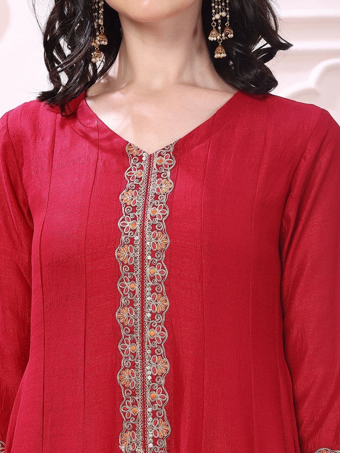 Berrylicious Women Ethnic Motifs Embroidered Panelled Thread Work Kurta with Trousers & With Dupatta thumbnail 5
