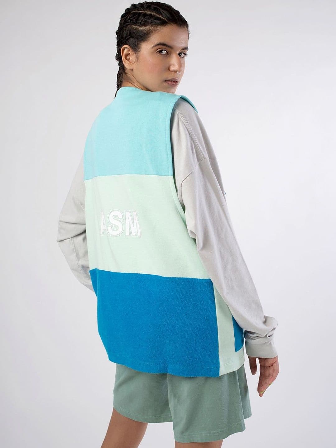Woodland Men Colourblocked Jacket thumbnail 7
