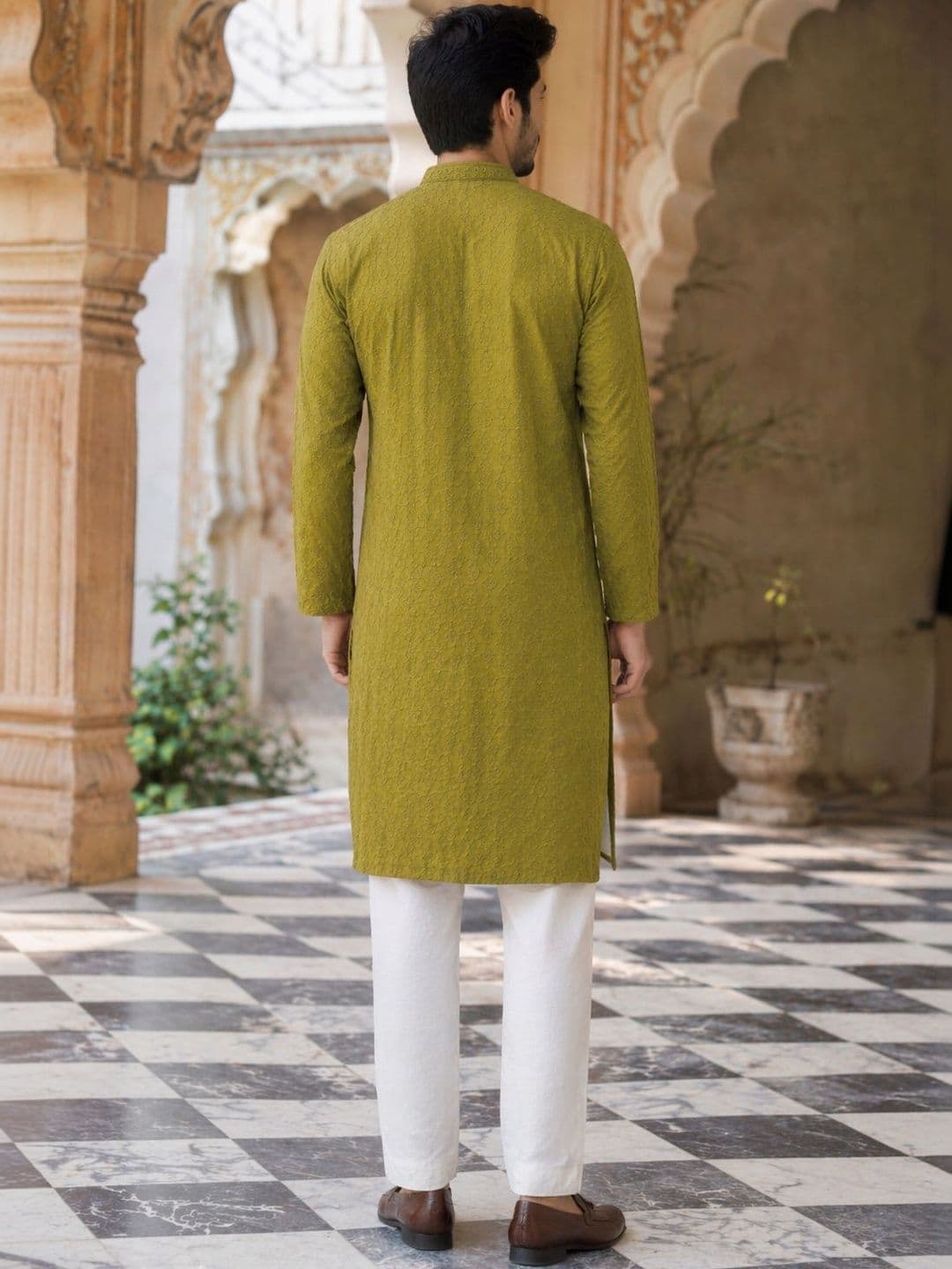HERE&NOW Men Kurta thumbnail 3