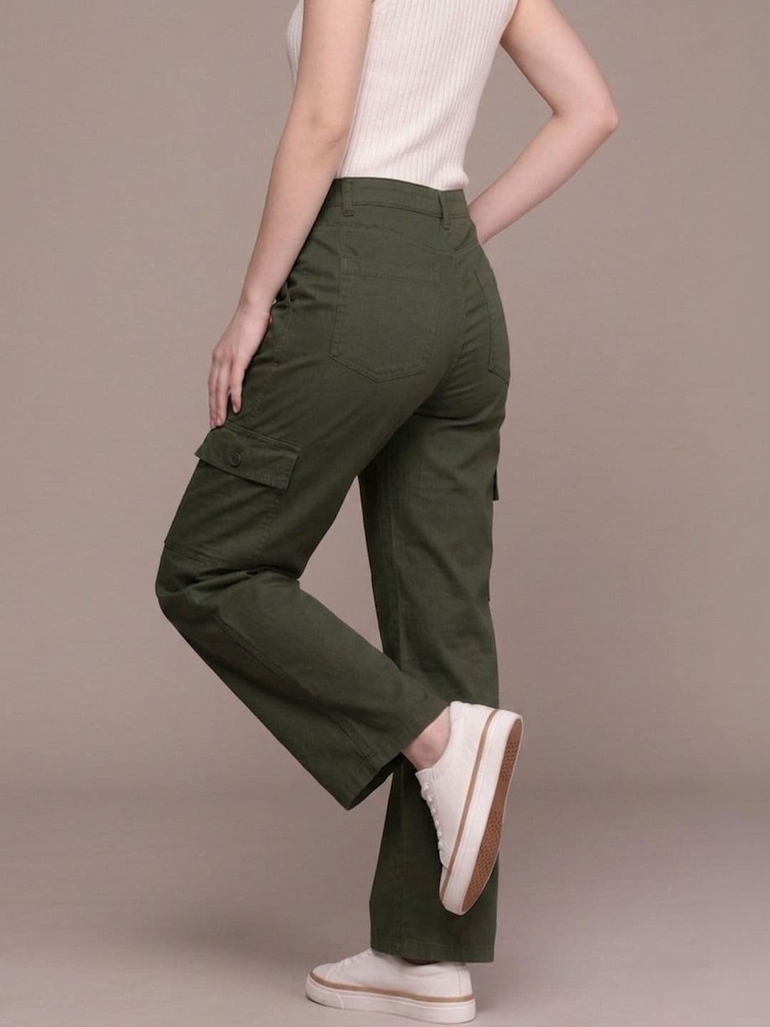zayla Women Comfort Straight Fit High-Rise Jeans thumbnail 3