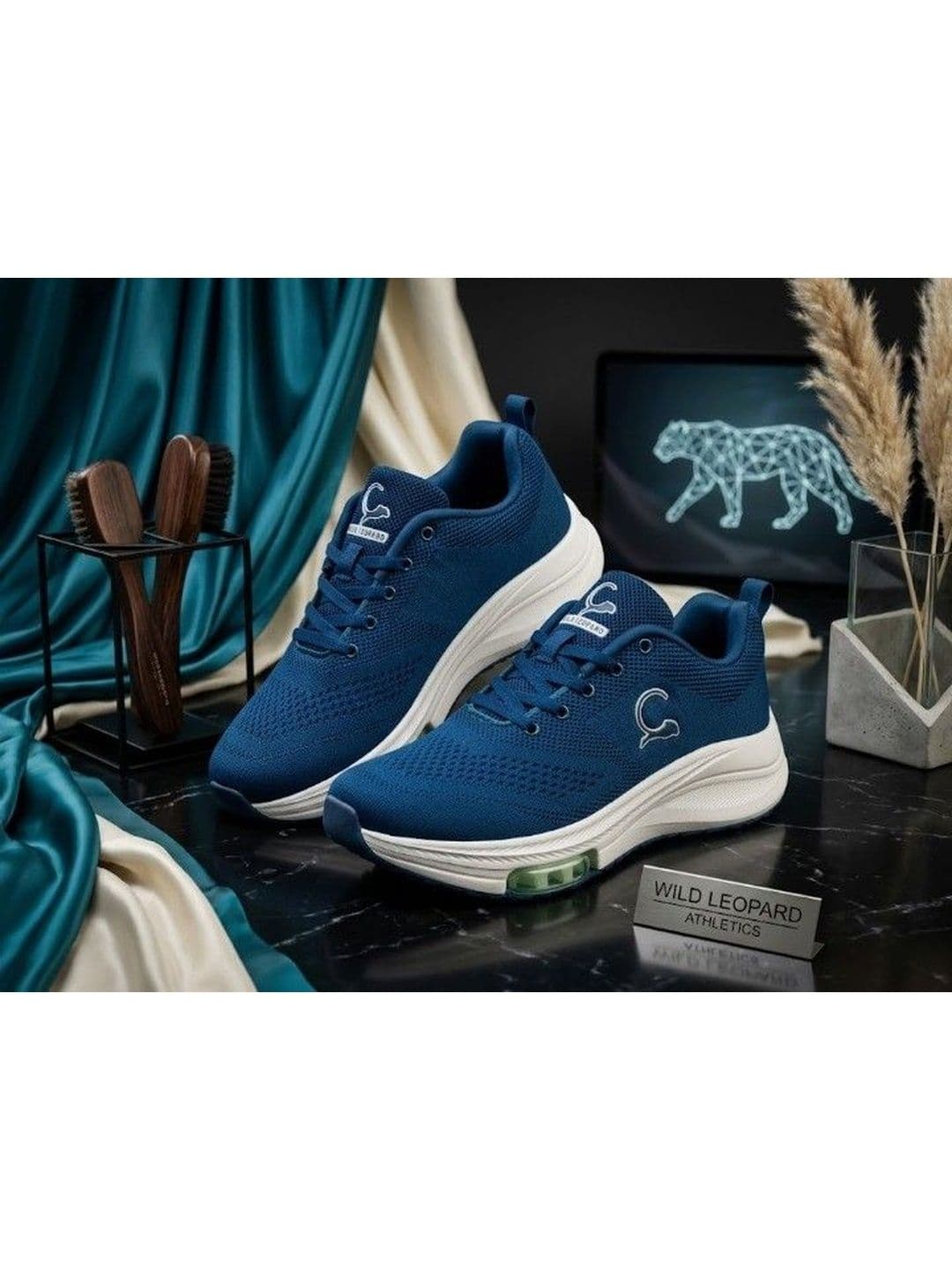 WILD LEOPARD Men Mesh Running Non-Marking Shoes thumbnail 2