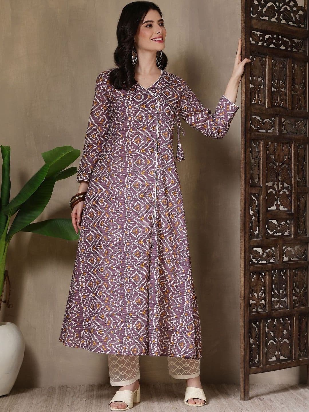 Kalphem Women Bandhani Printed Anarkali Kurta thumbnail 5