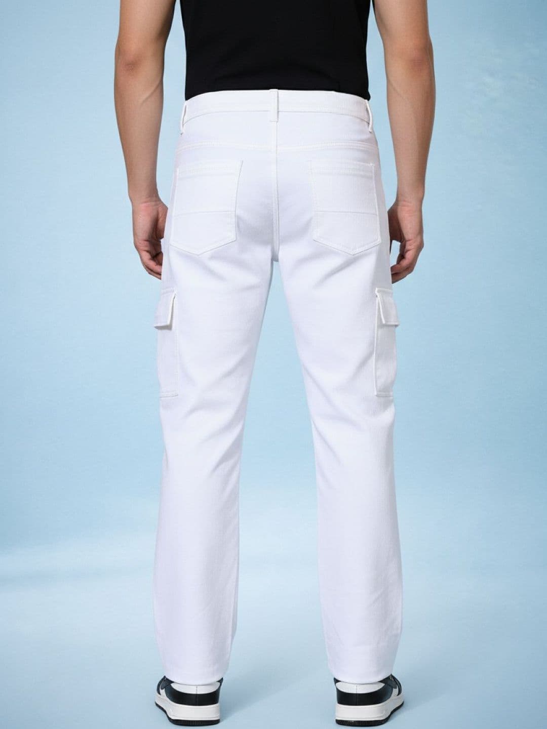 SZN Men Classic Relaxed Fit Mid-Rise Stretchable Jeans thumbnail 3